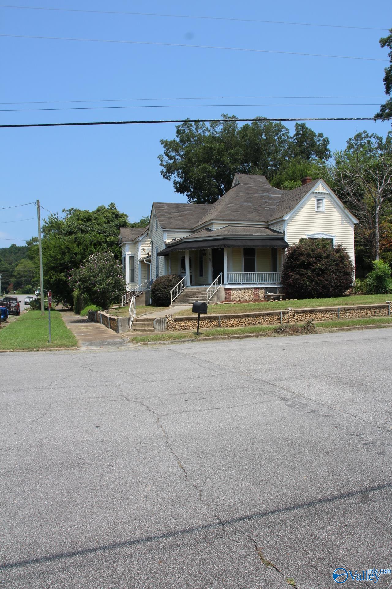 502 NW 5th Street — photo