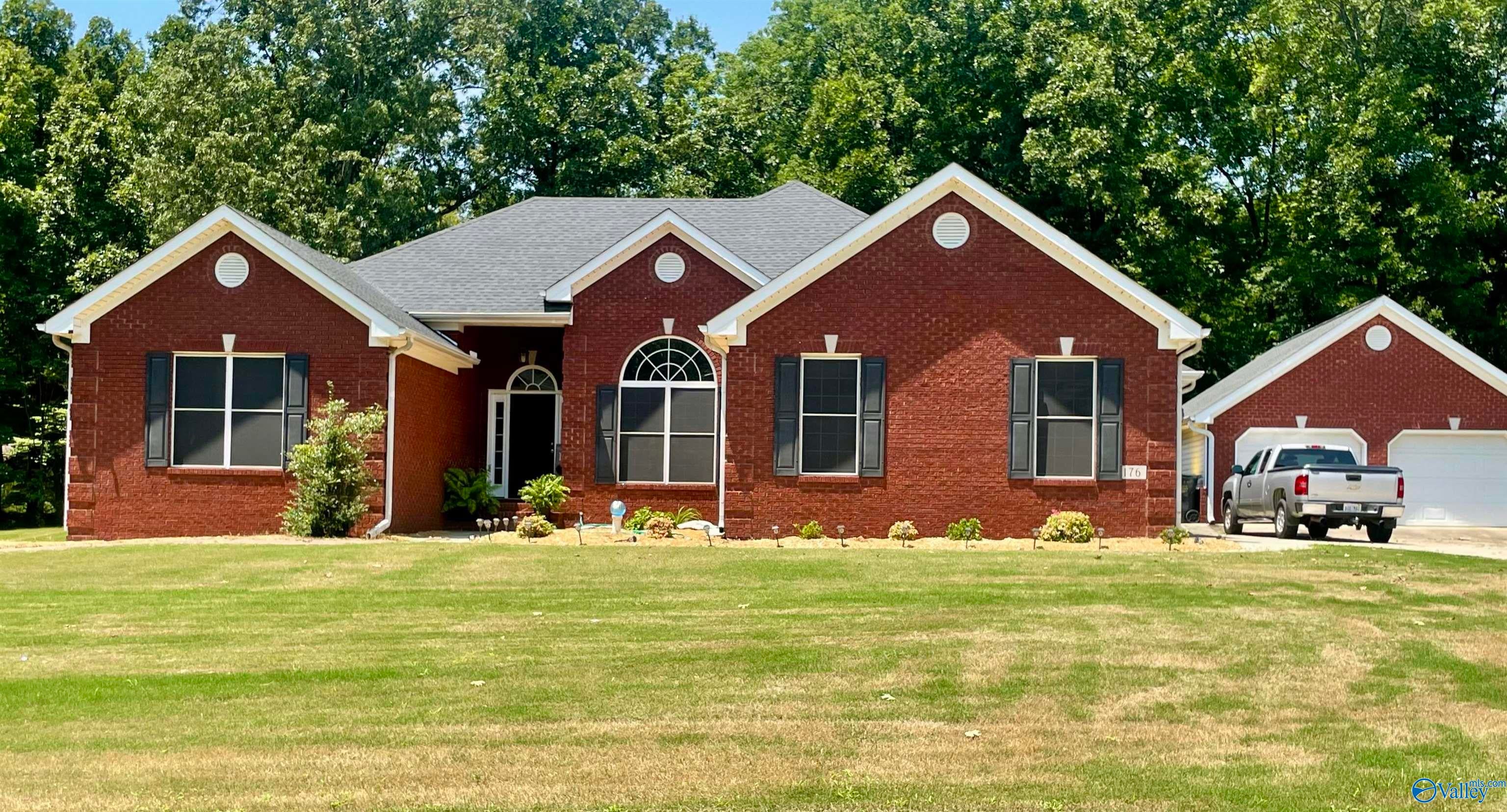 176 Forest Home Drive — photo
