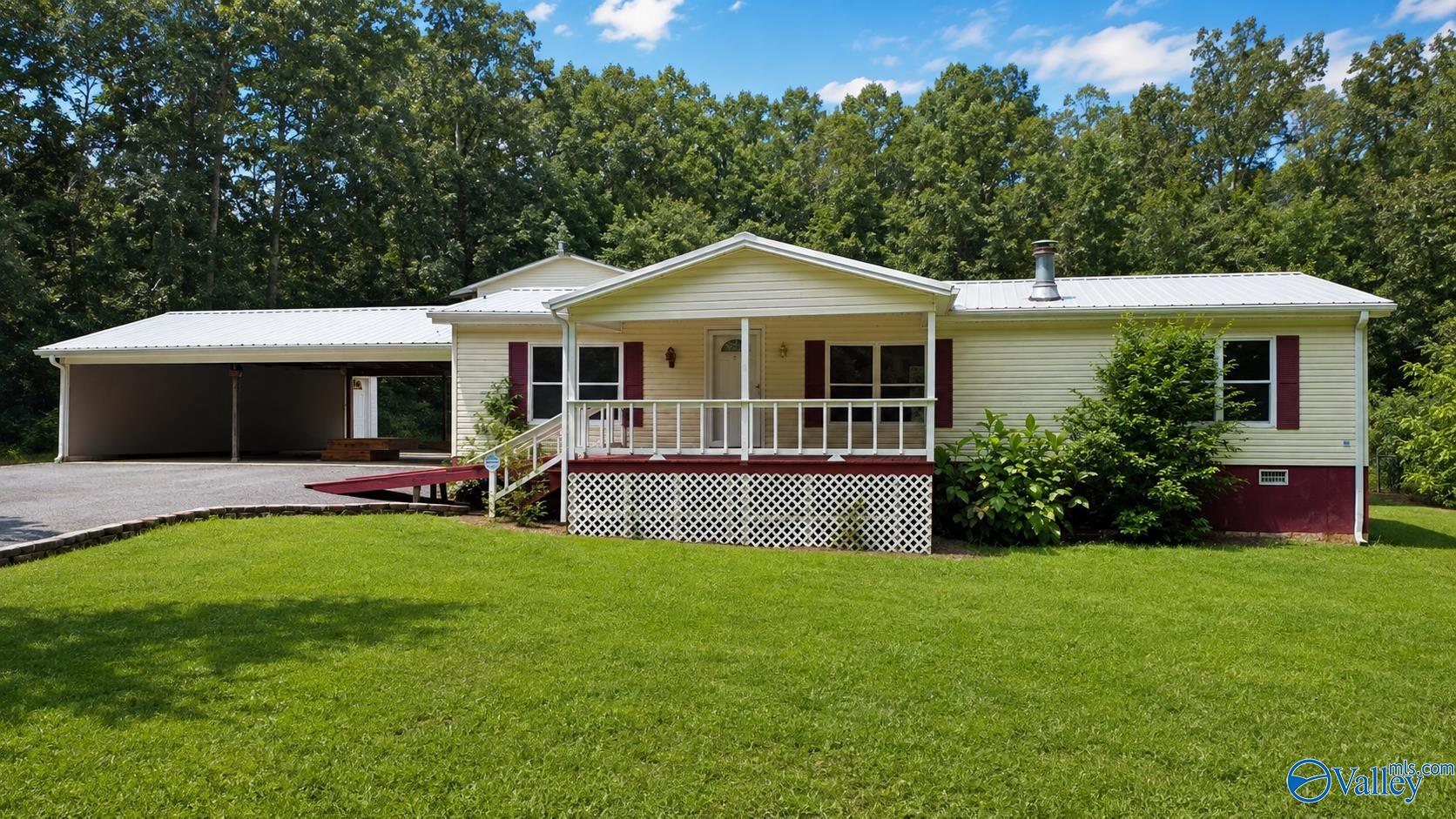 4343 Fairview Cove Road — photo