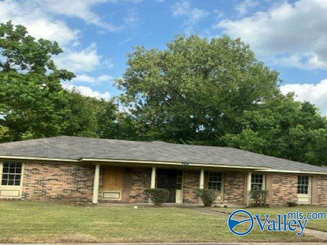 417 Belvoir Drive — photo