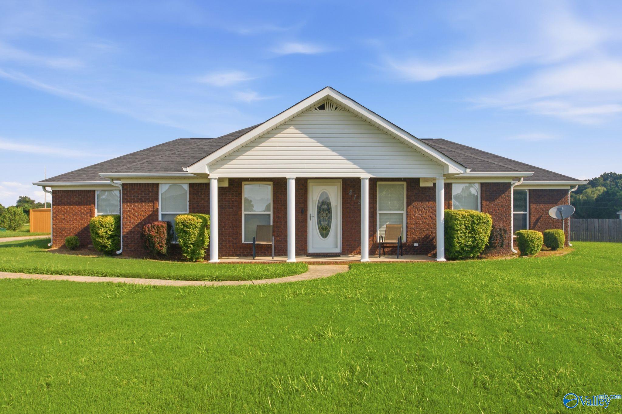 213 Smokey Hills Court — photo