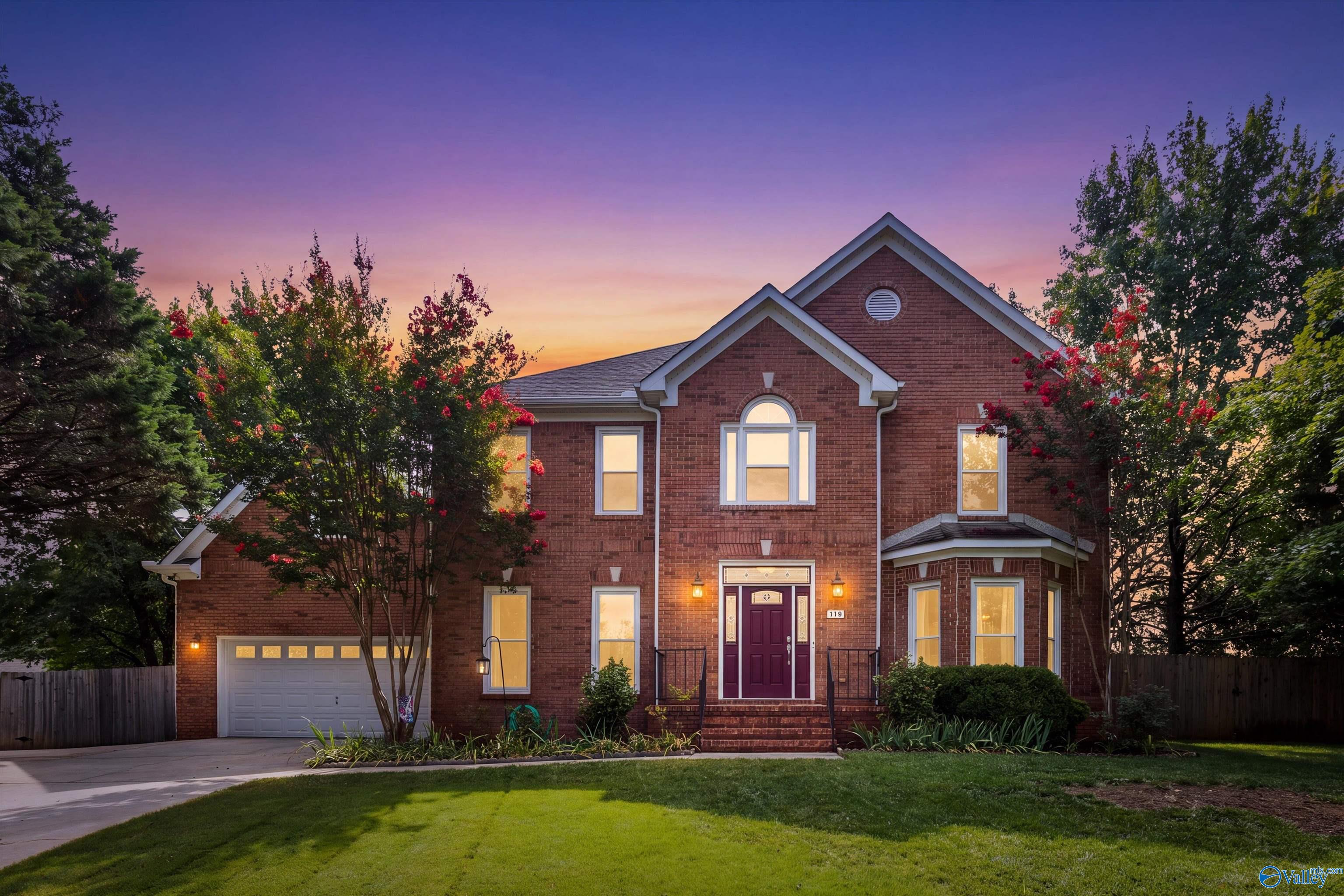 119 Caenstone Court — photo