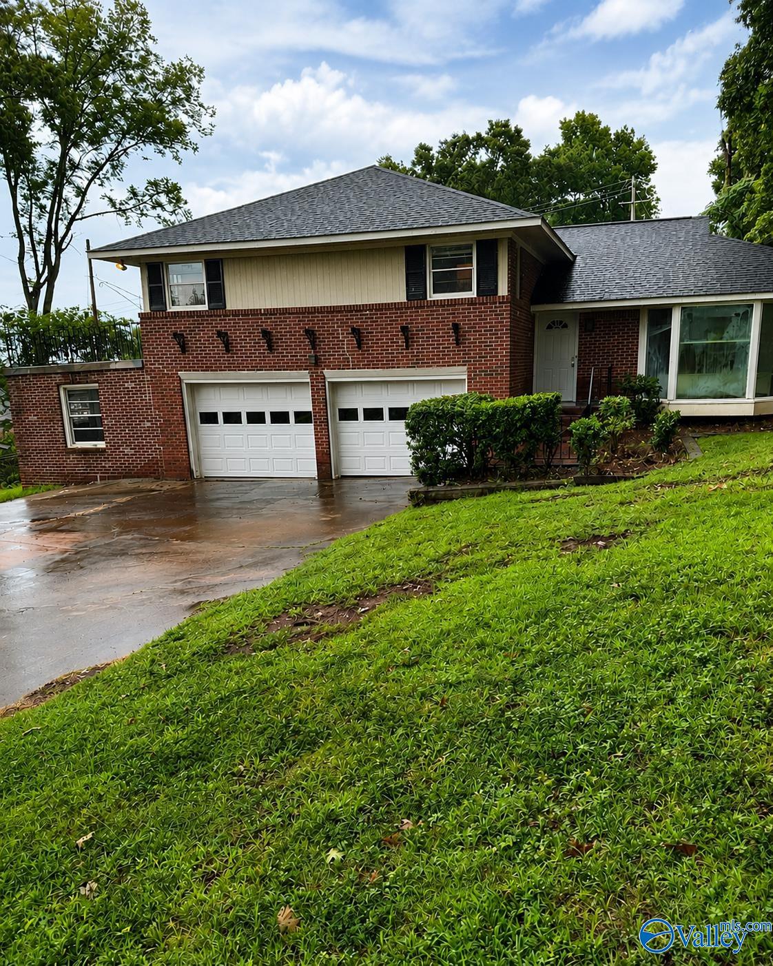 107 Noble Drive SE — photo