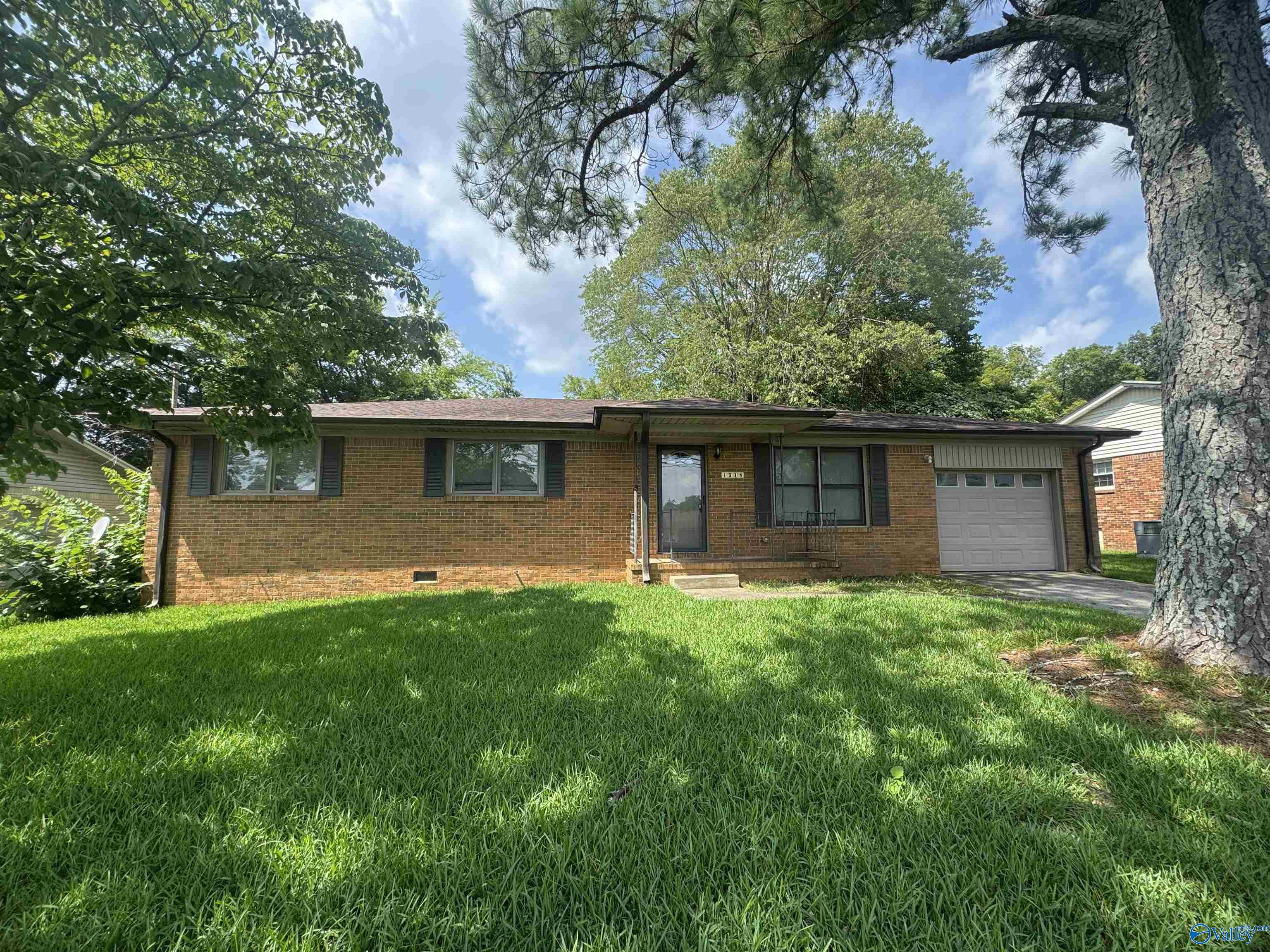 4718 Rutledge Drive, Huntsville, AL 35816