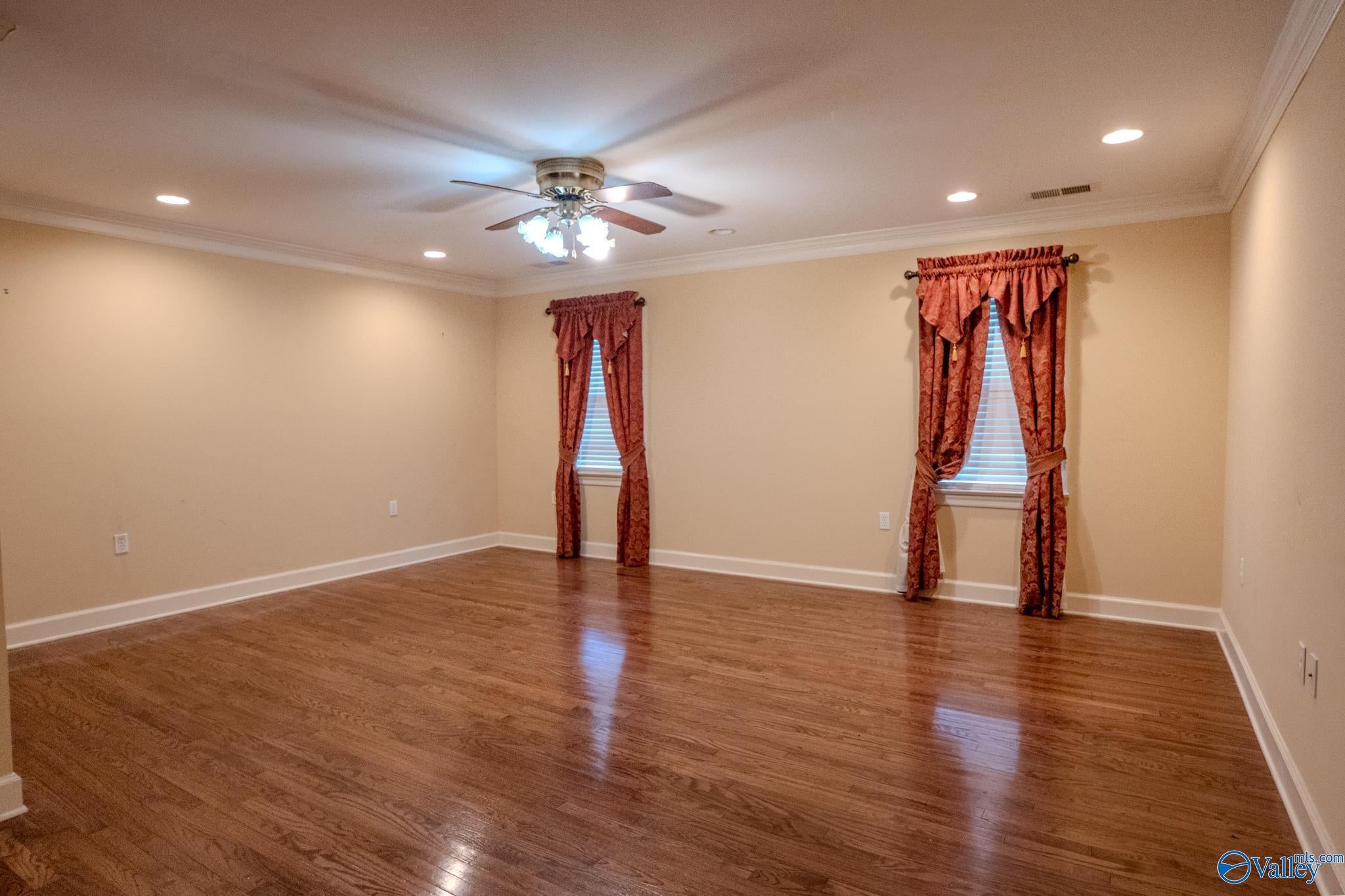 1287 Dillard Street — photo