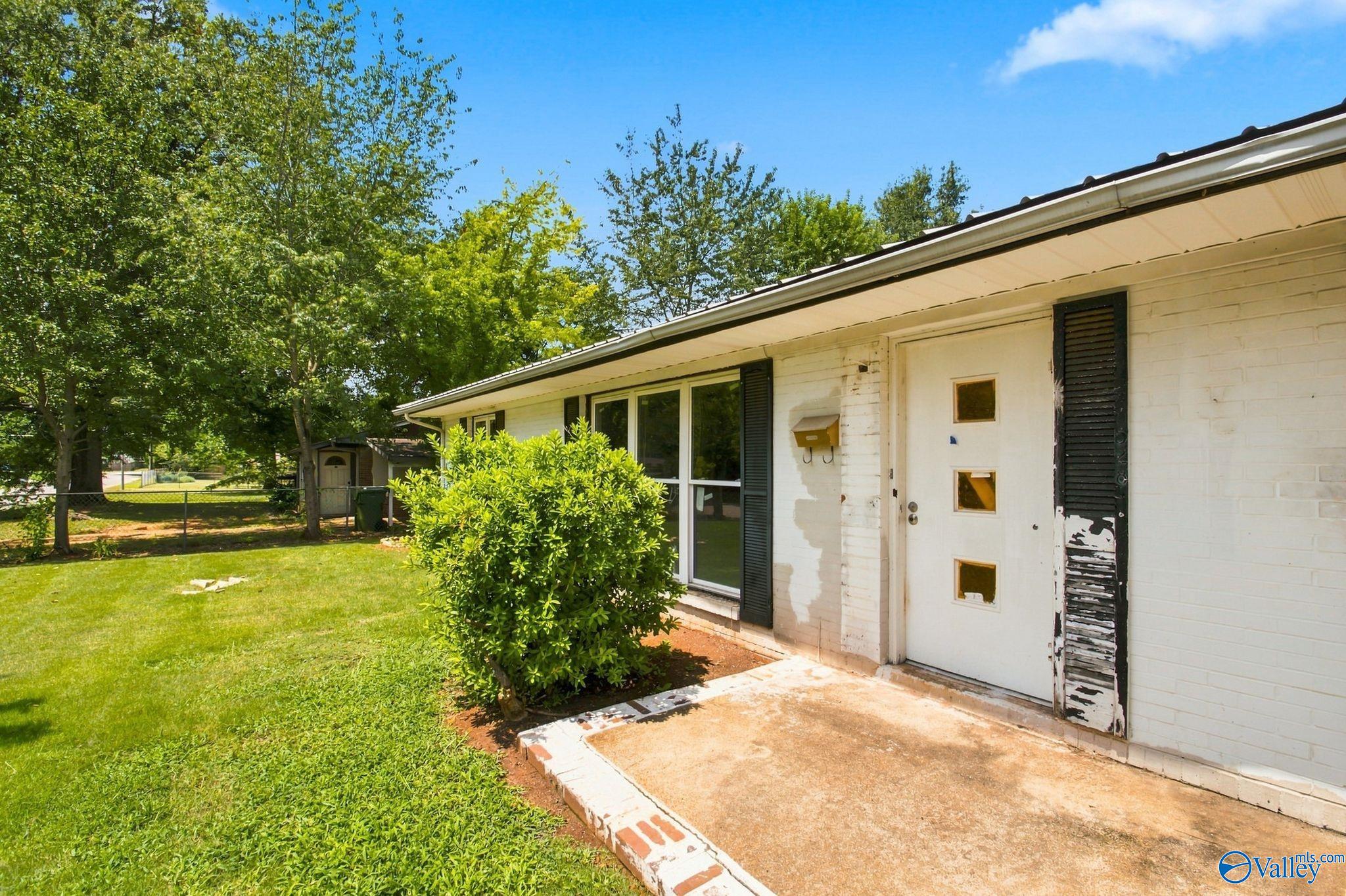 3528 Bermuda Road SW — photo