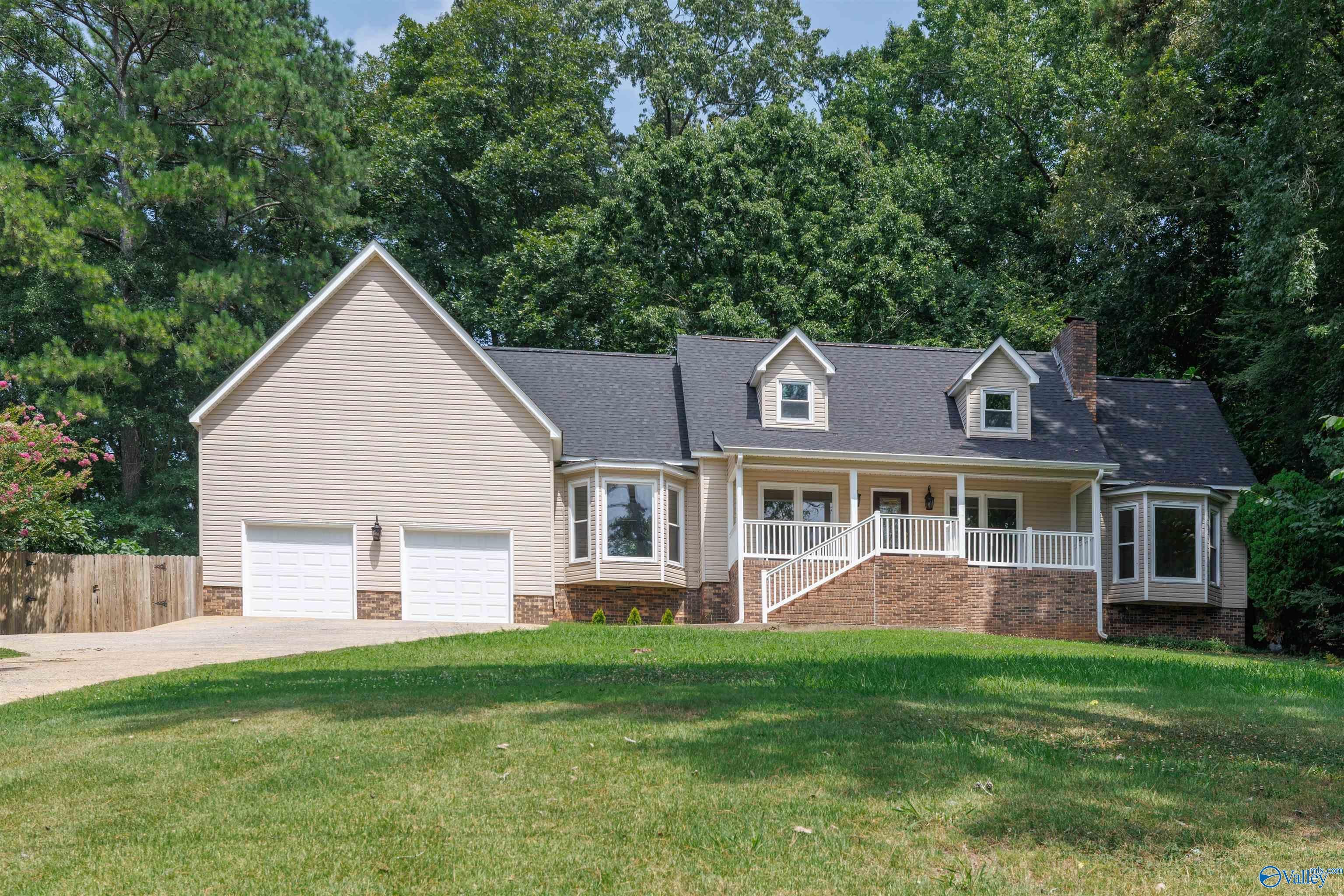 366 Sumner Drive — photo