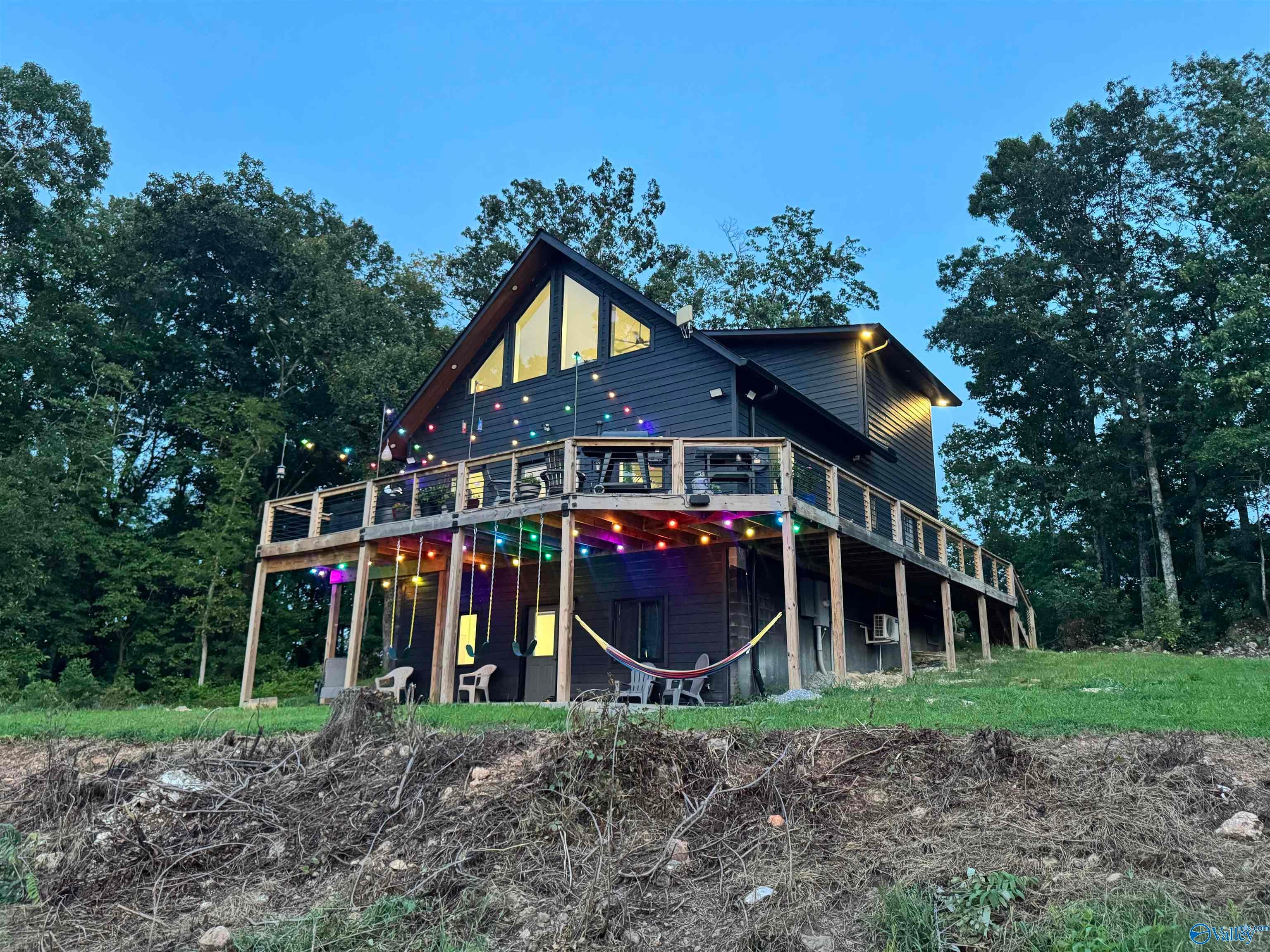 500 Dogwood Lane — photo