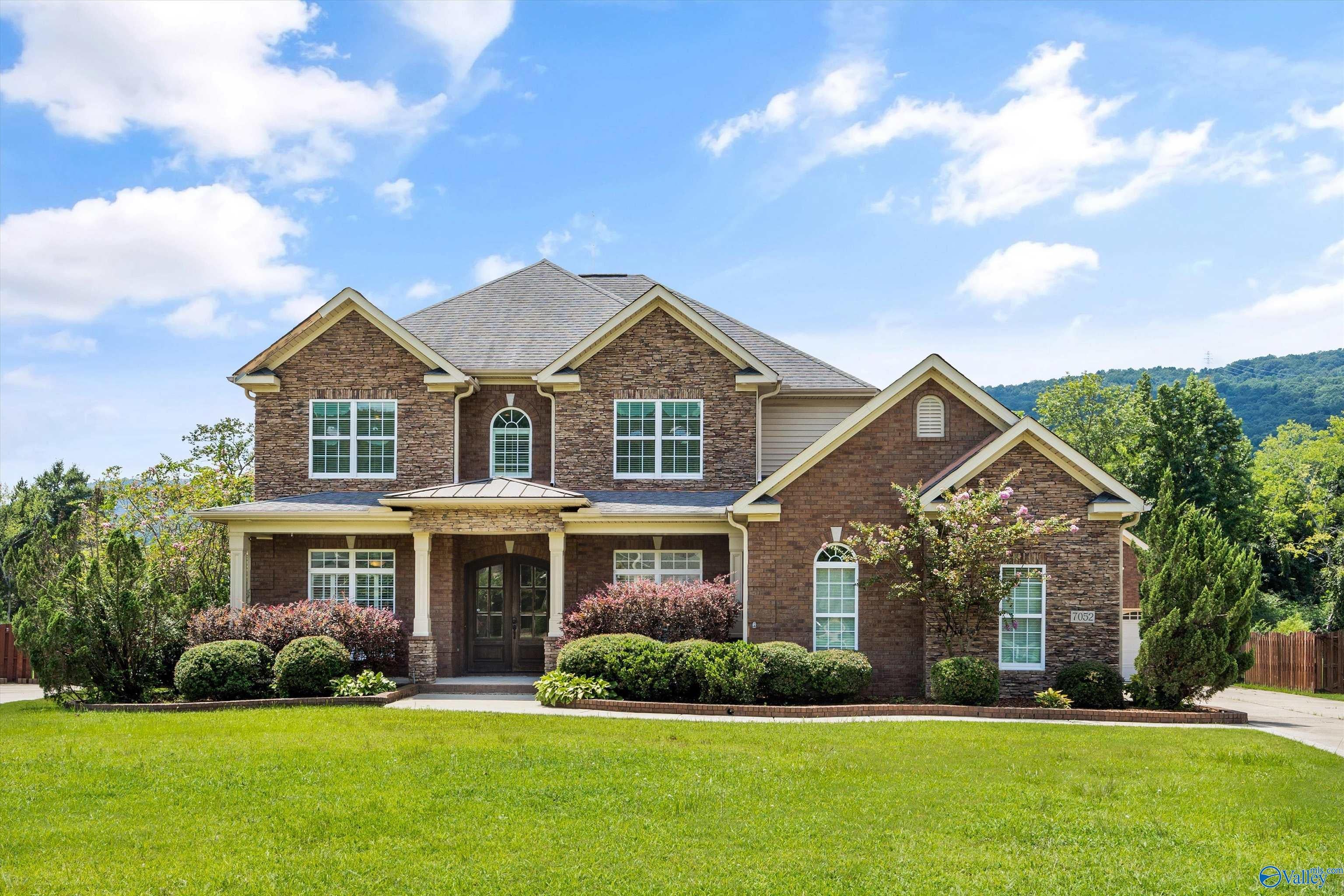 7052 Jacks Creek Lane — photo