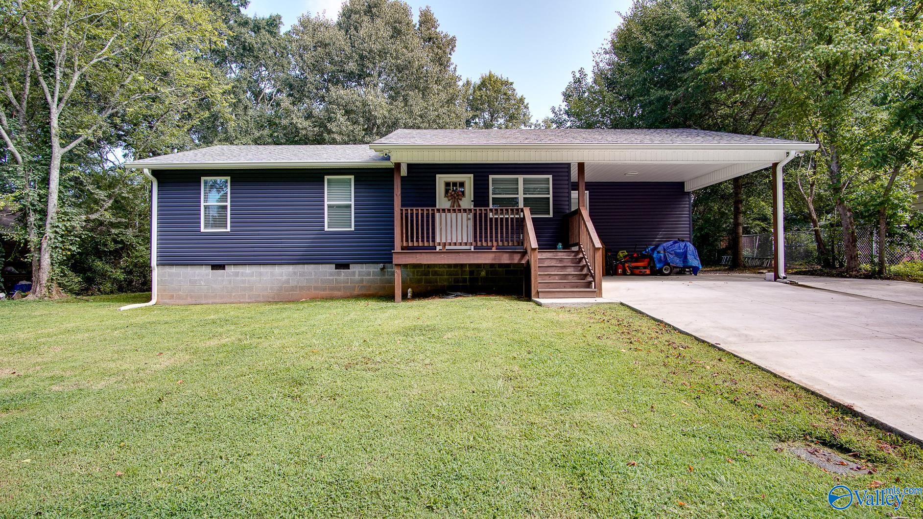 209 Gross Lane — photo