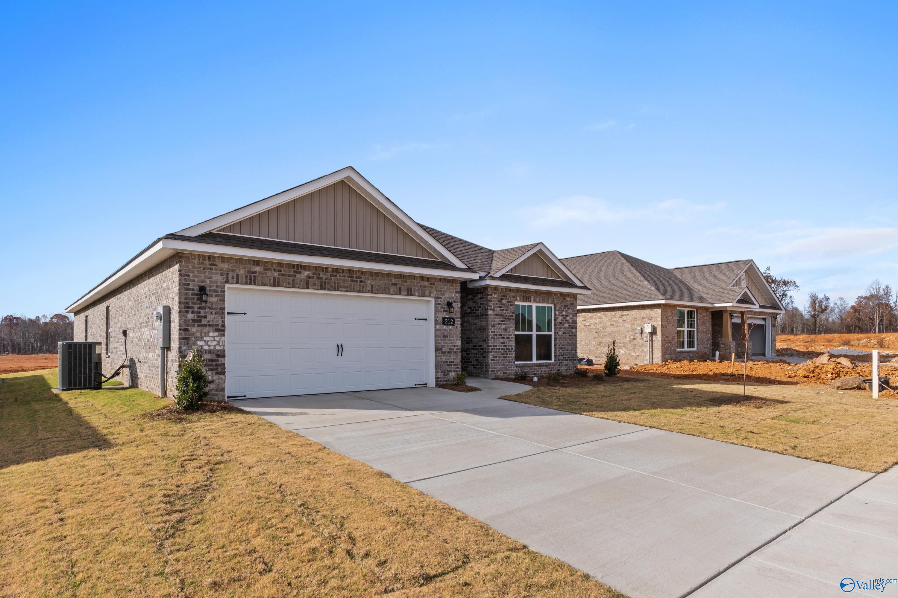 21738 Huntington Pike — photo