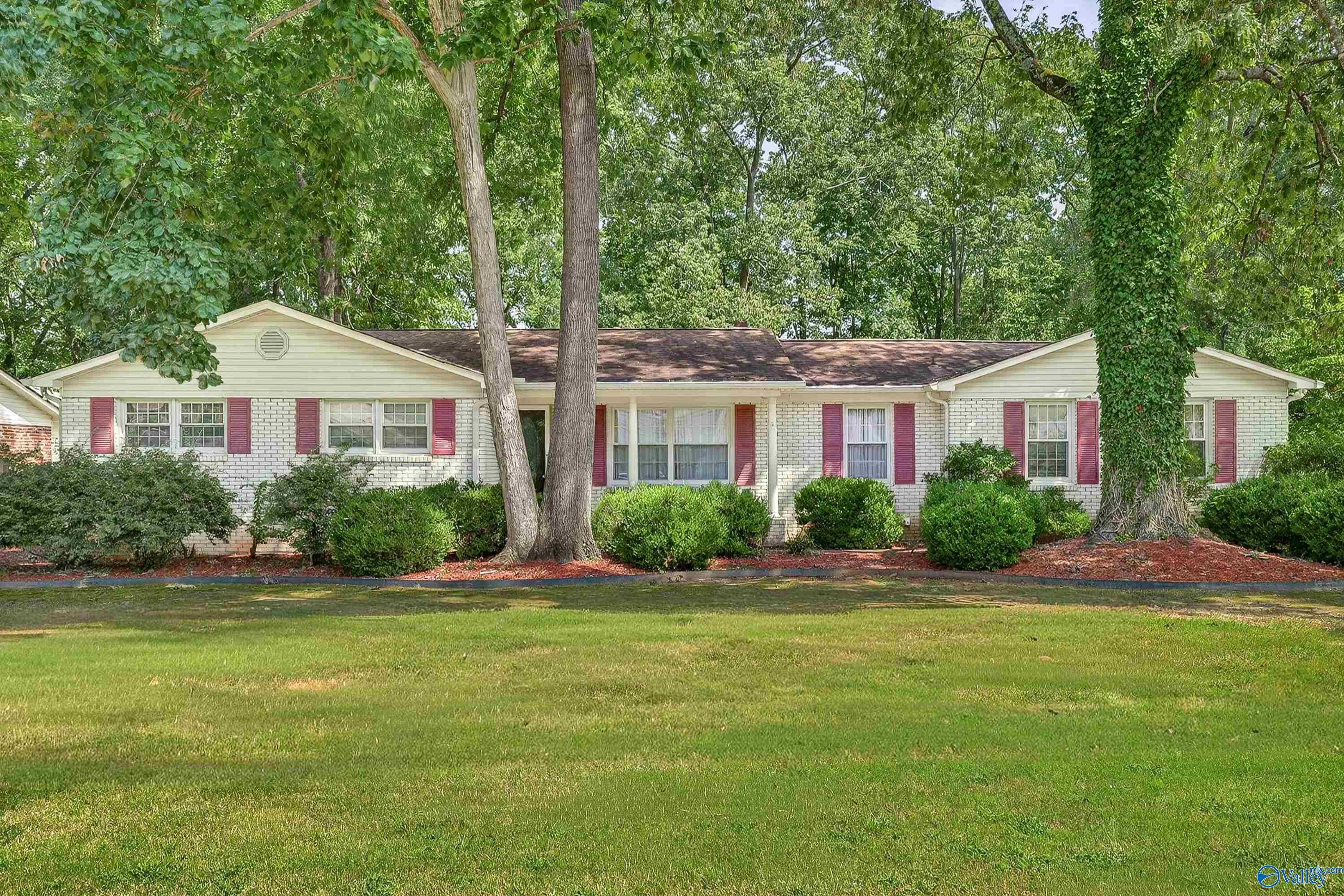 825 SE Harrisburg Drive — photo