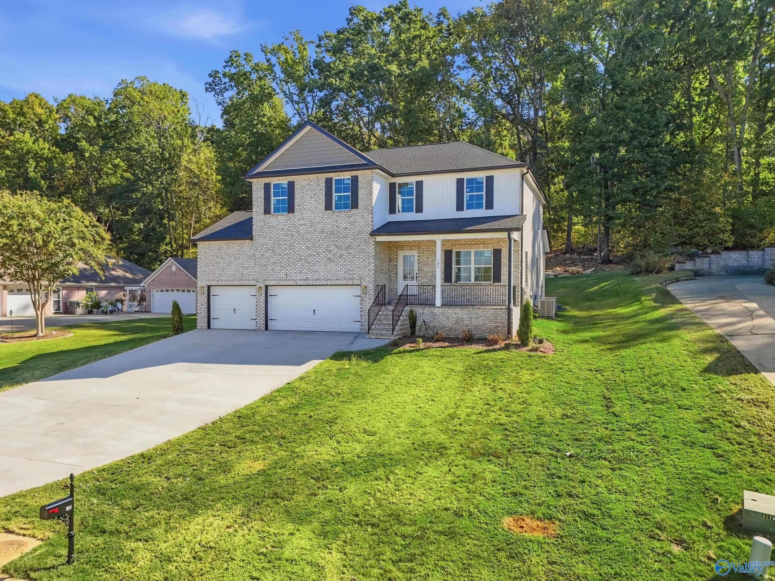 105 Amber Way, Decatur, AL 35603 — photo 2
