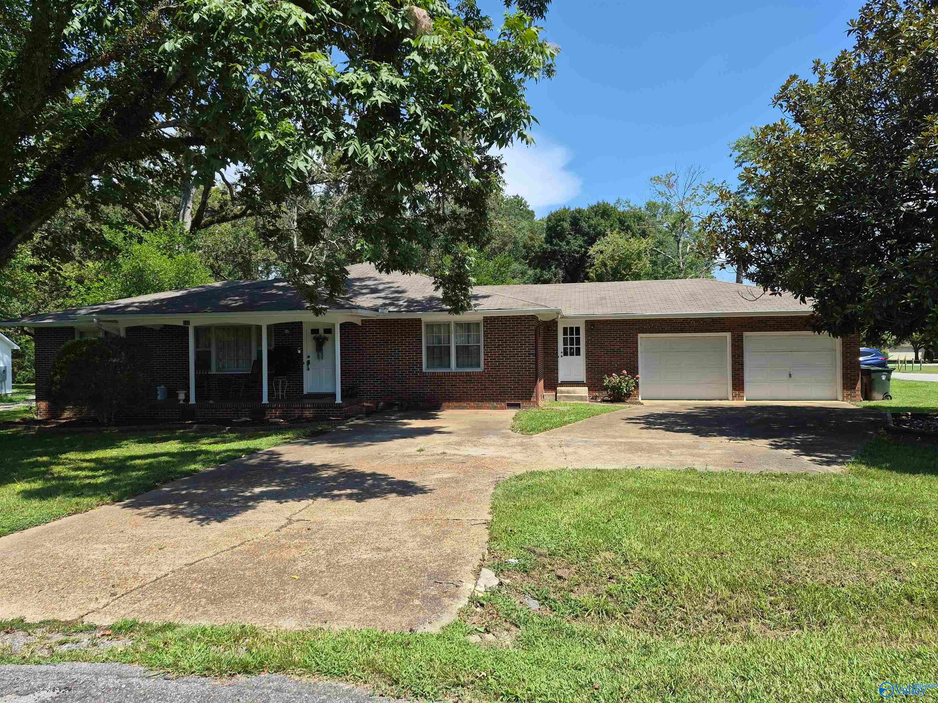 107 New Hope Cedar Point Rd — photo