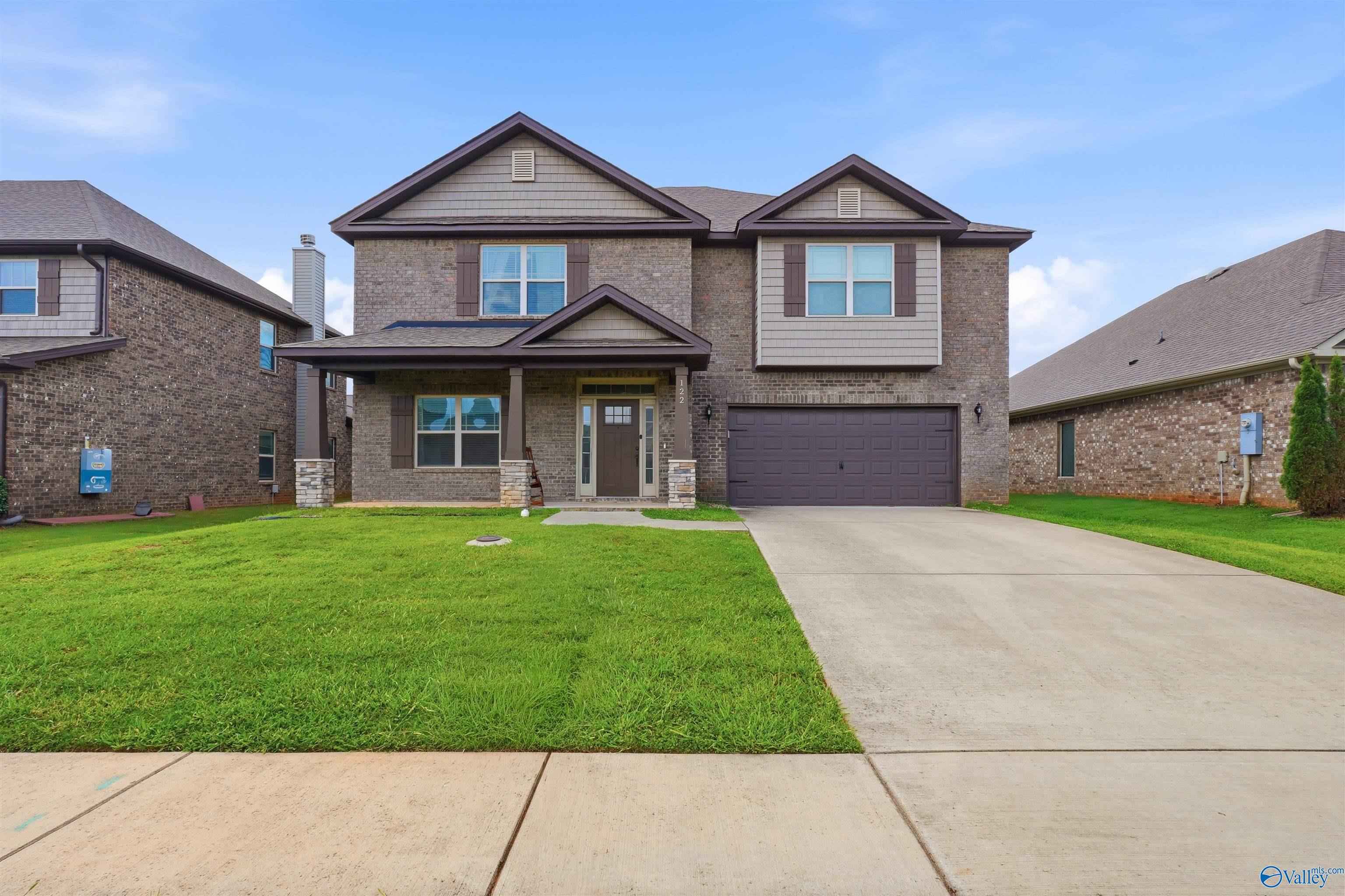 122 Holly Fern Drive — photo