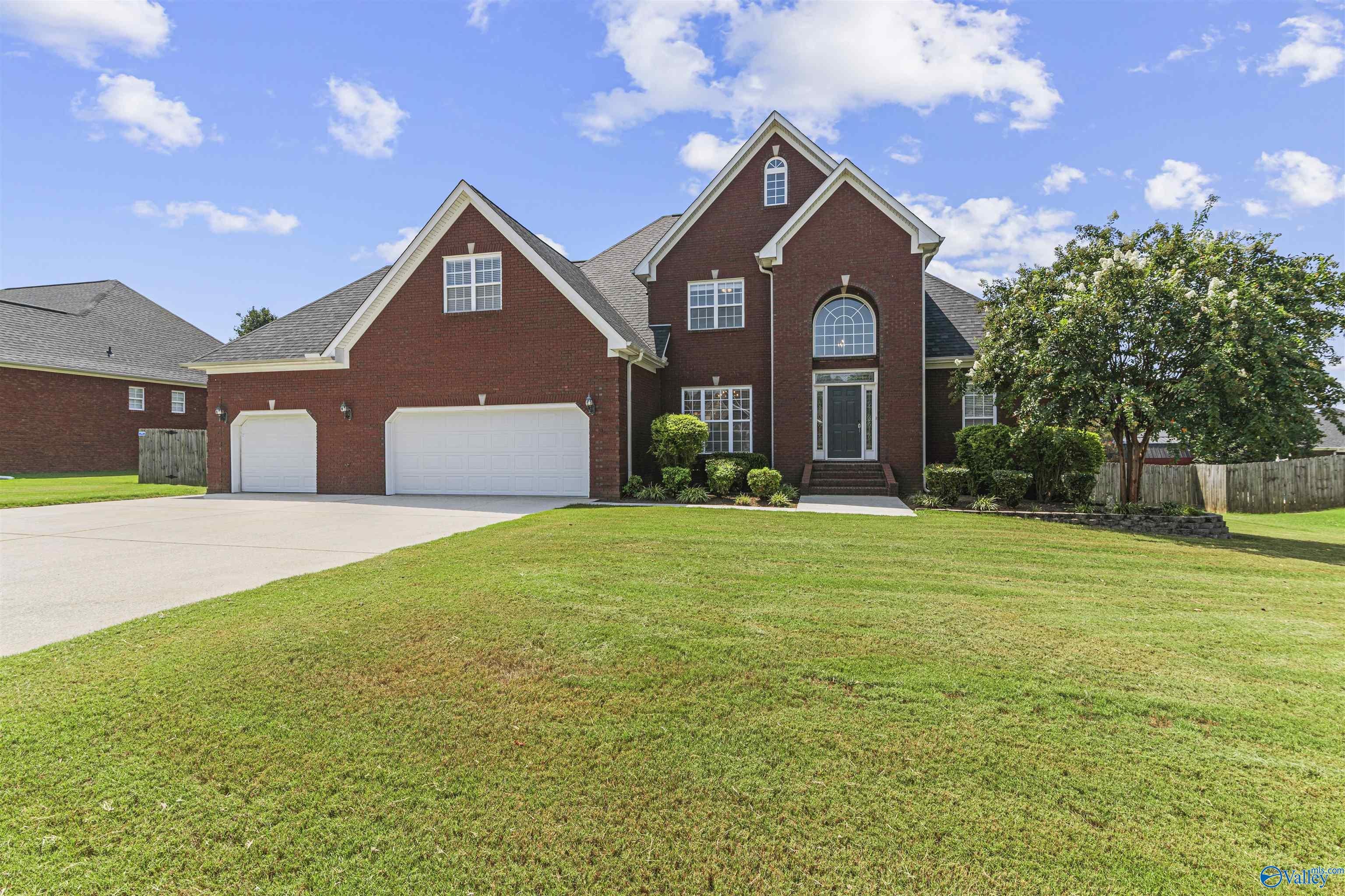 602 Morning Glory Drive SW — photo