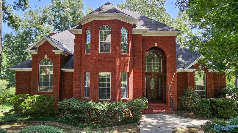 155 Heritage Lane — photo