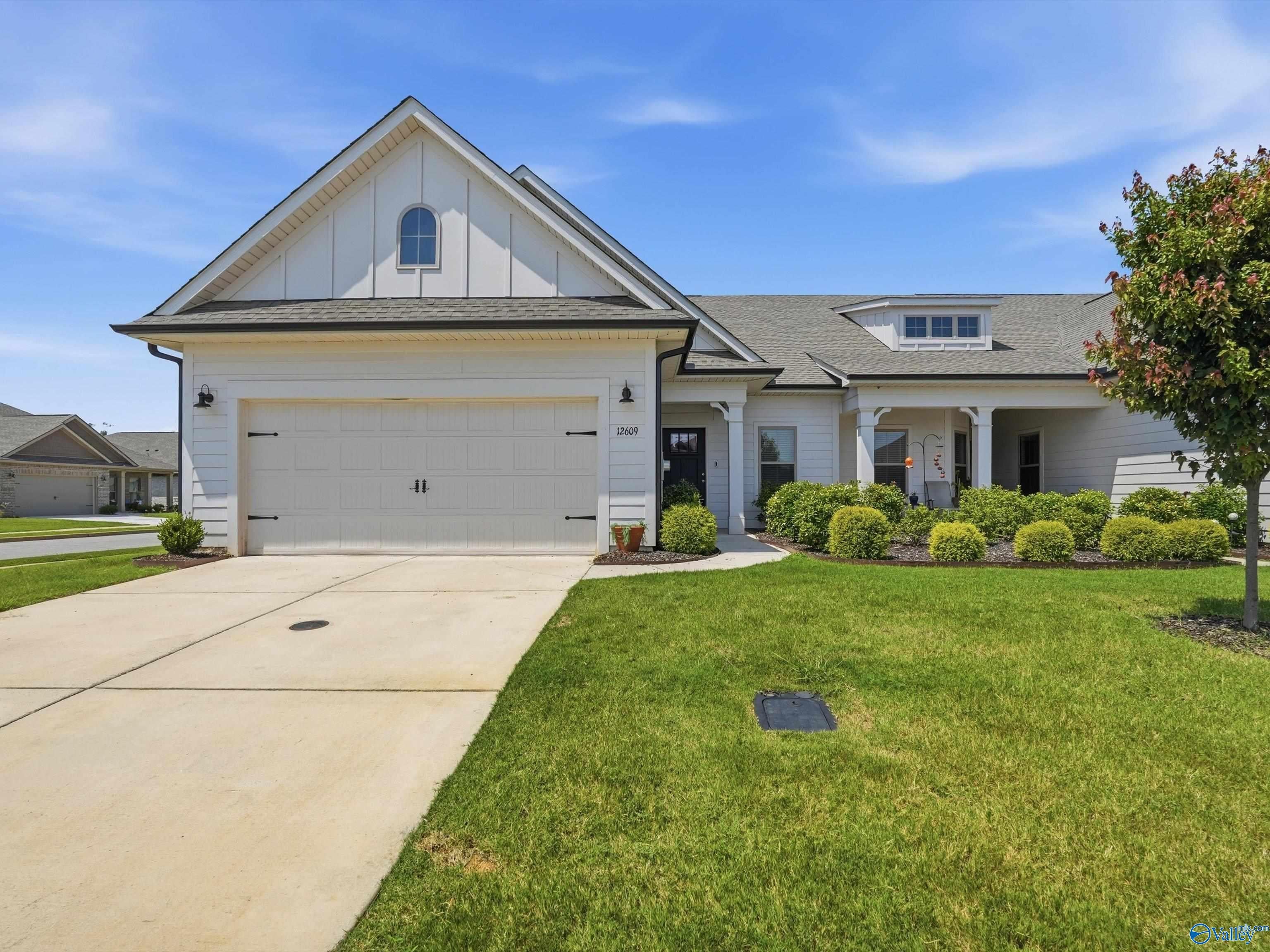 12609 Whitcomb Circle — photo
