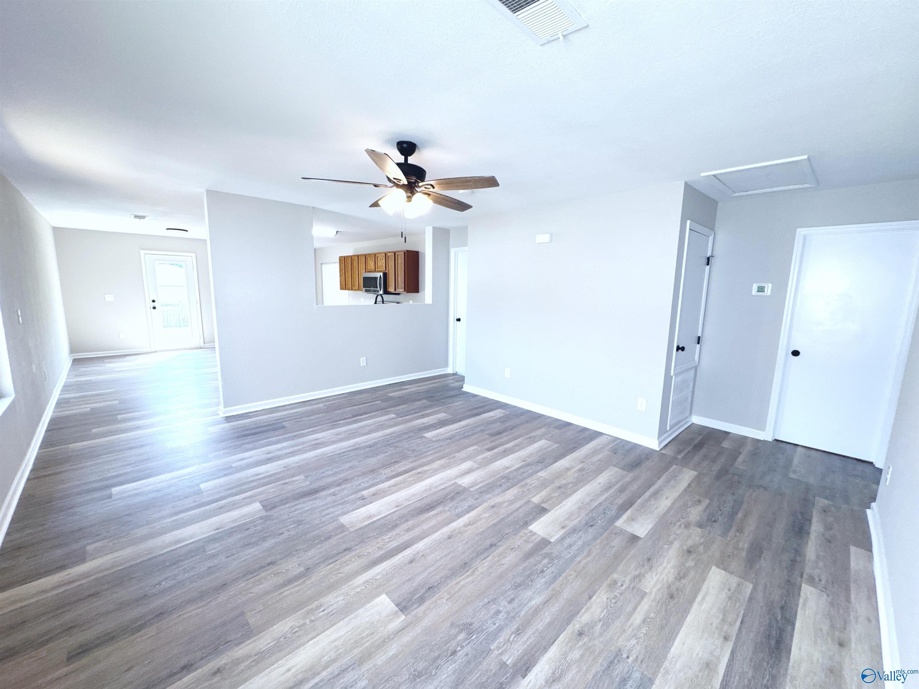 137 Jesse Layne Drive — photo