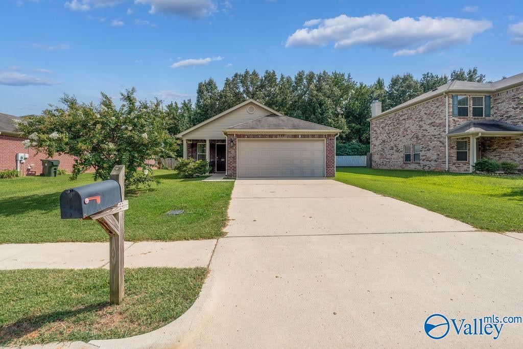 140 Bermuda Lakes Drive — photo