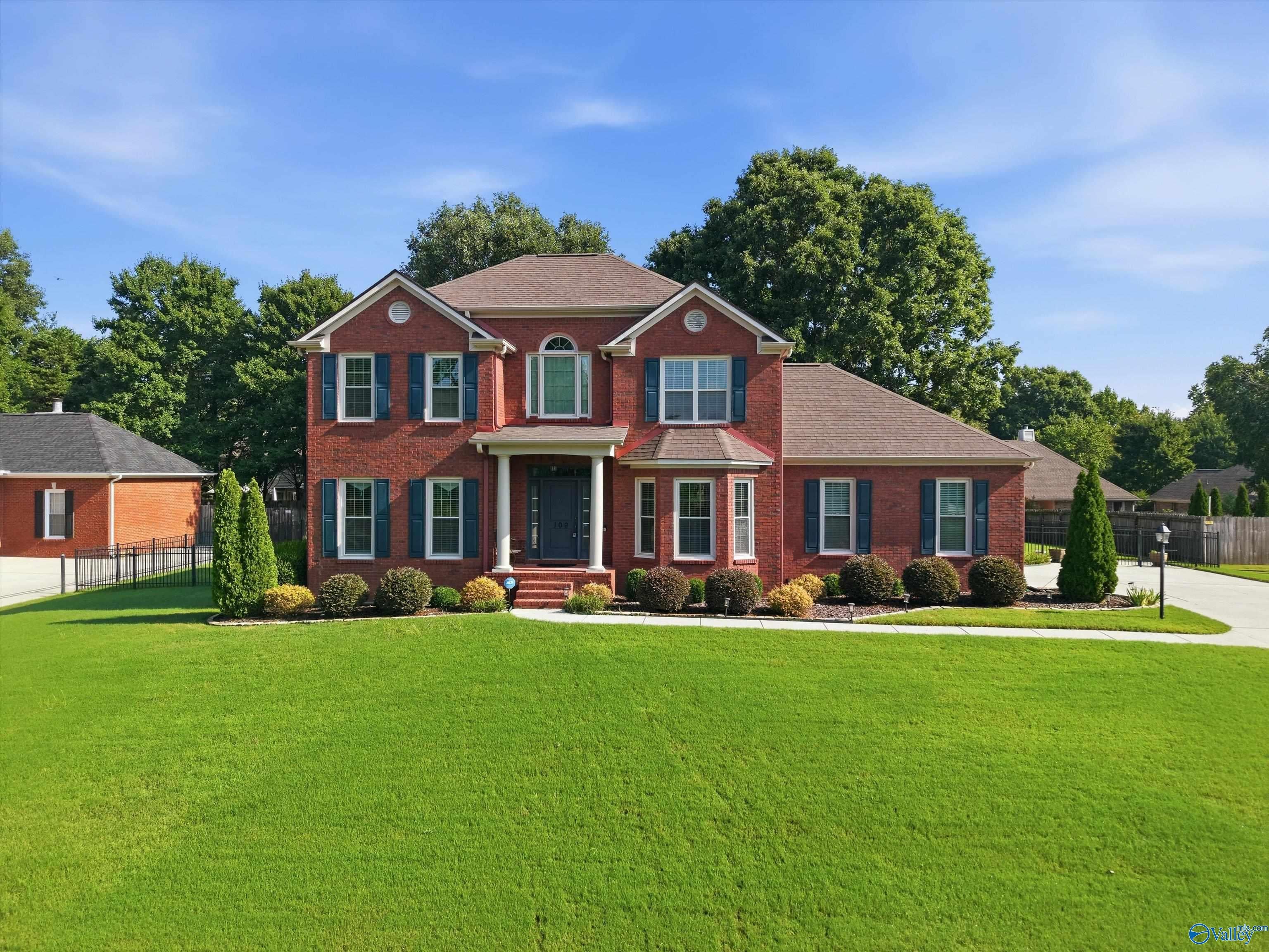 109 Wood Creek Drive — photo