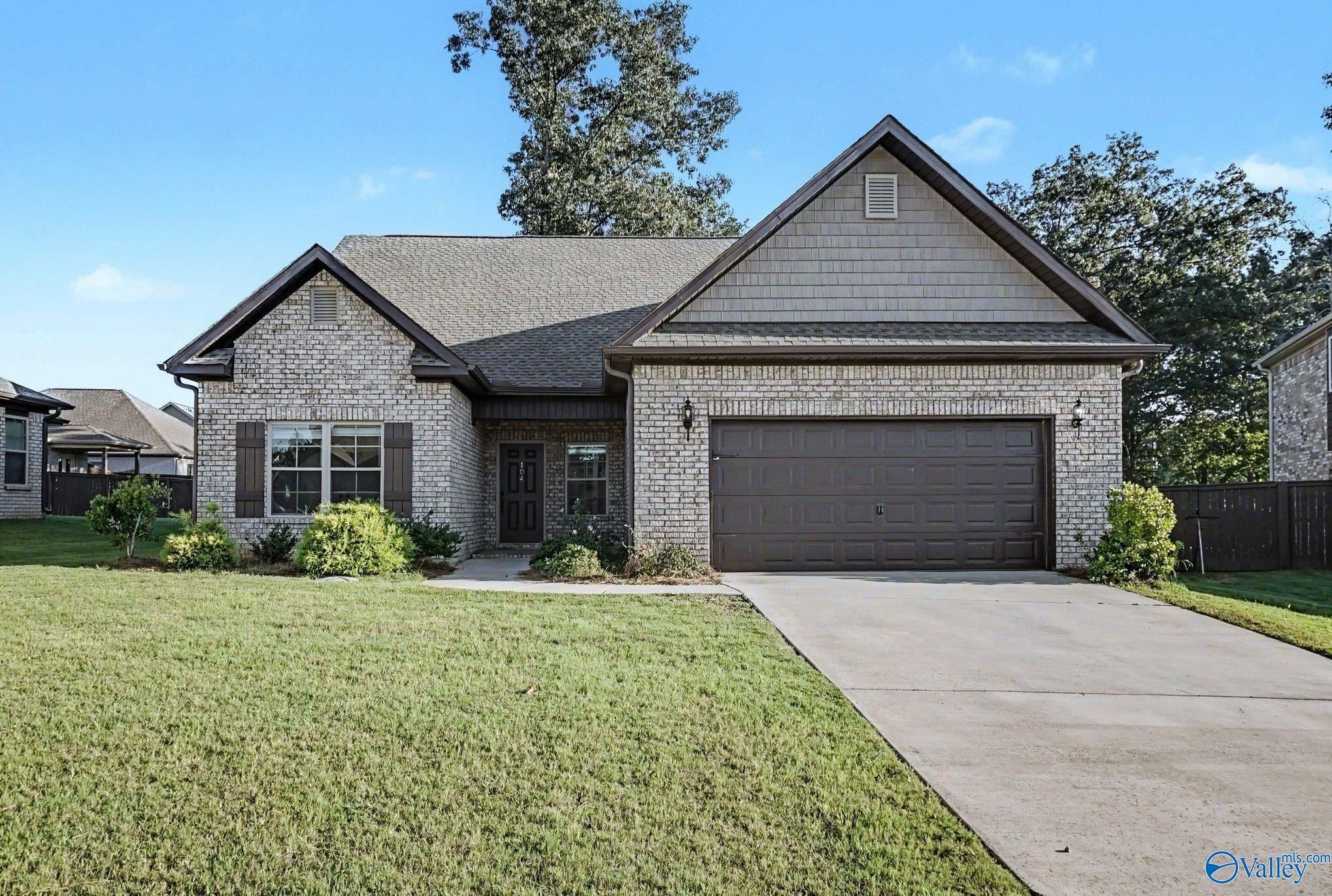 104 Rose Valley Drive — photo