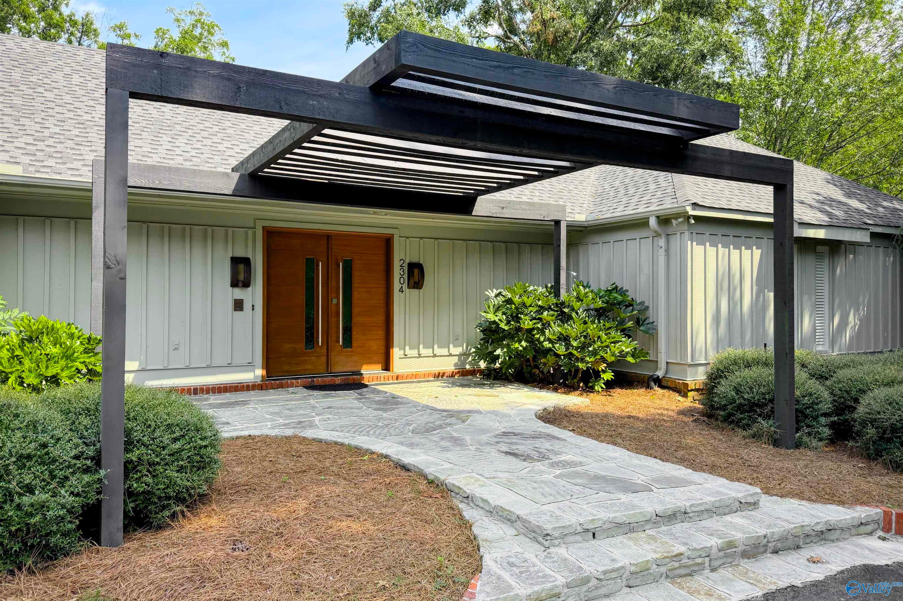 2304 Horsetree Place — photo