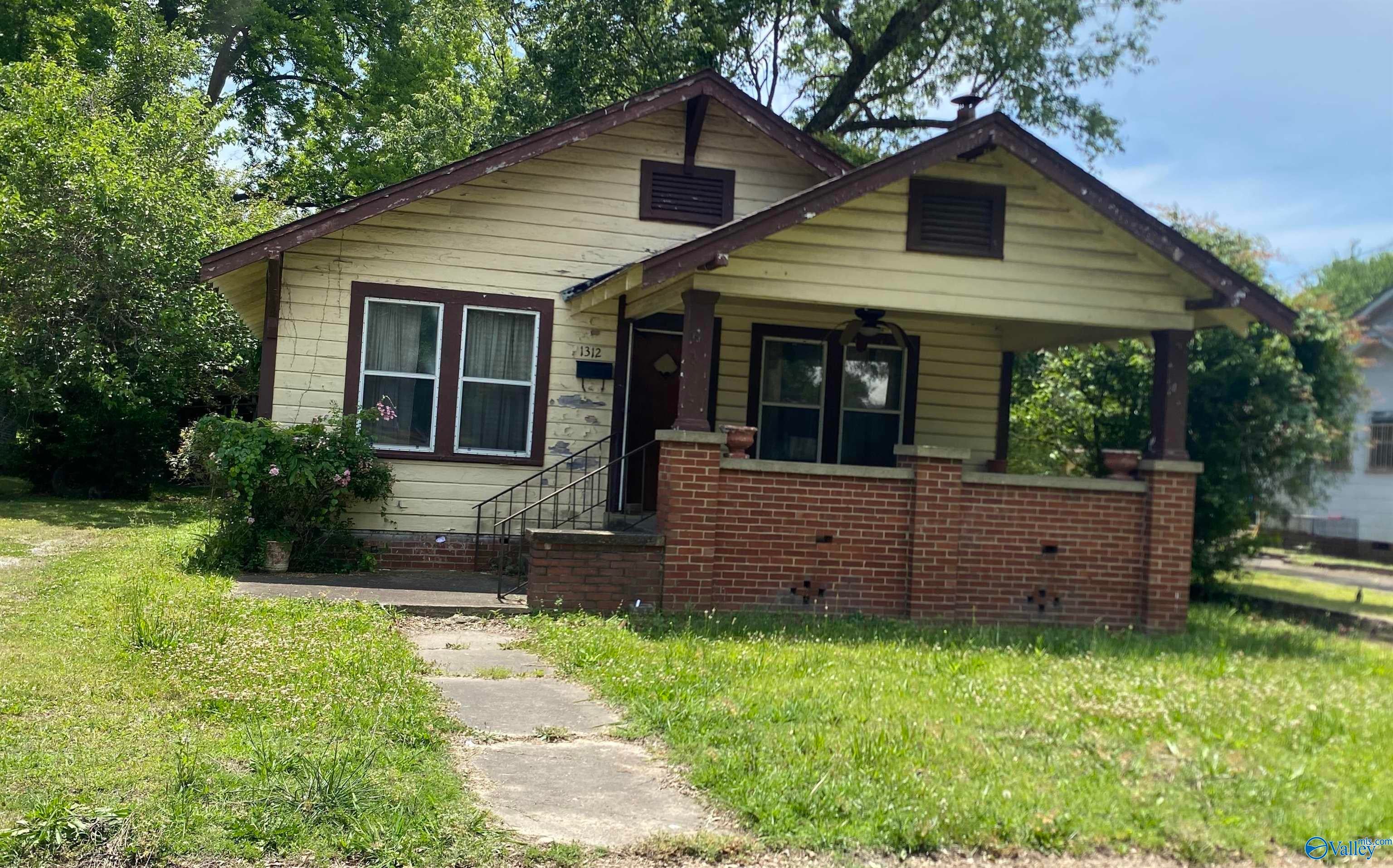 1312 Hill Avenue — photo