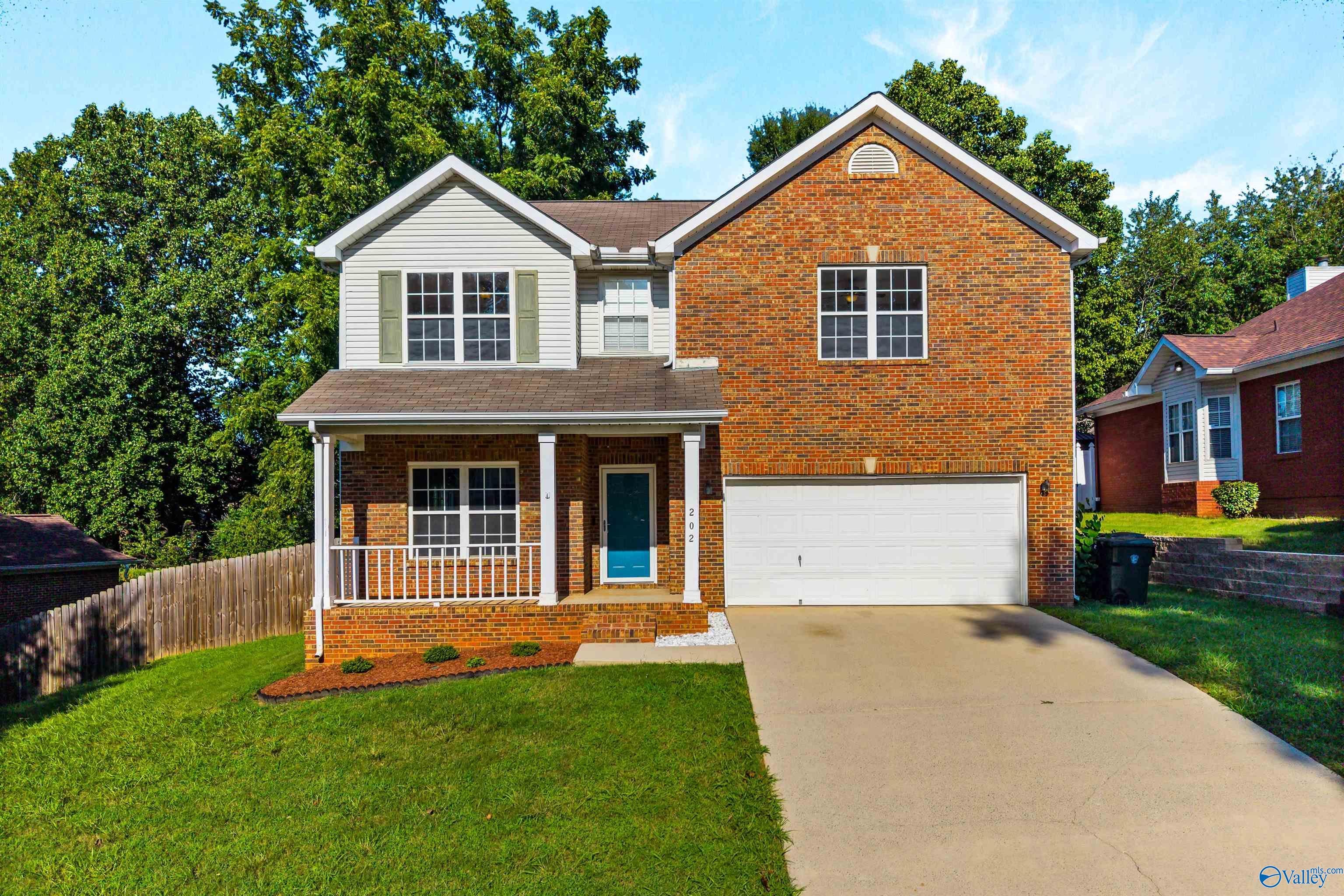 202 Bridgeway Circle — photo