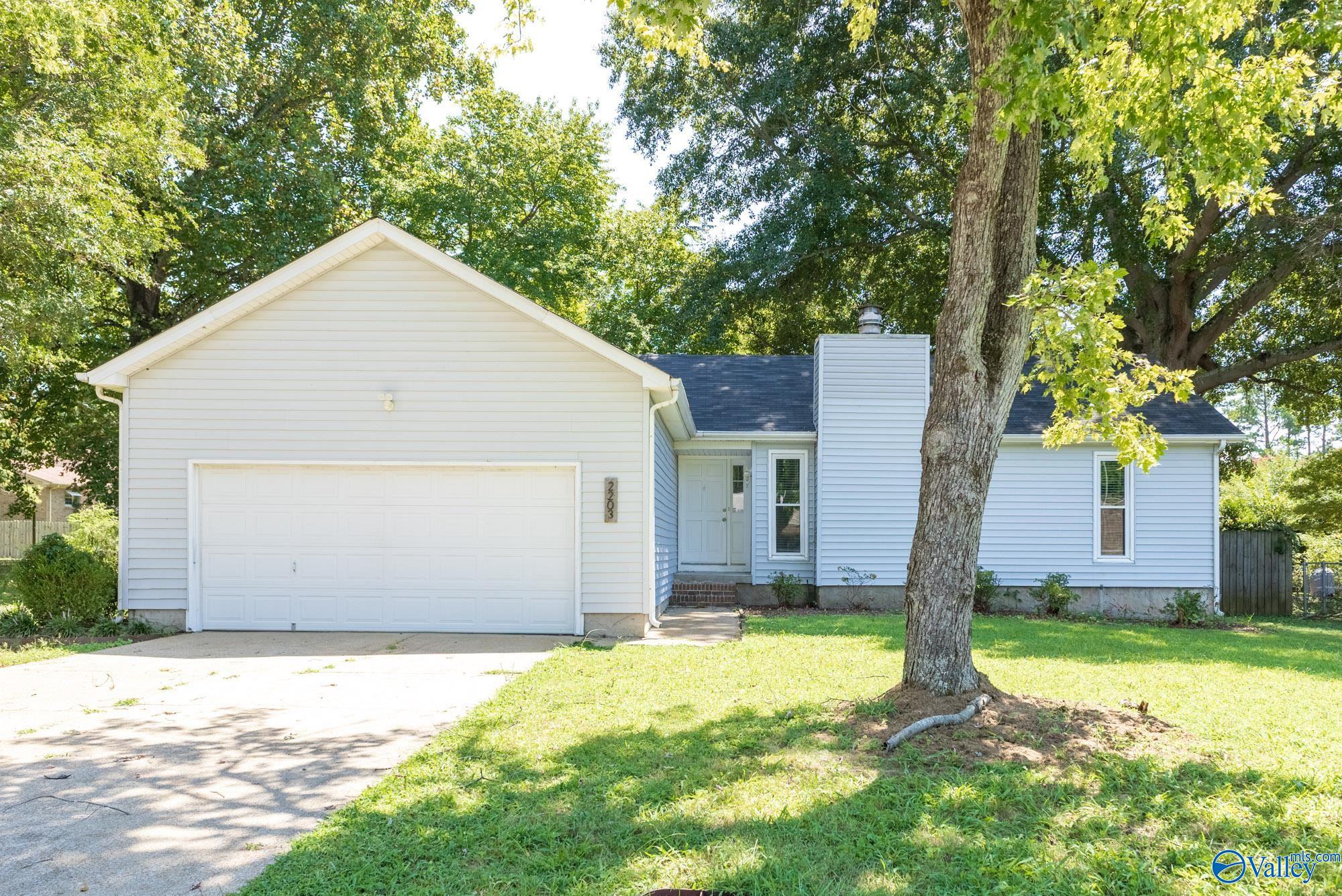 2203 Southpark Blvd SW — photo