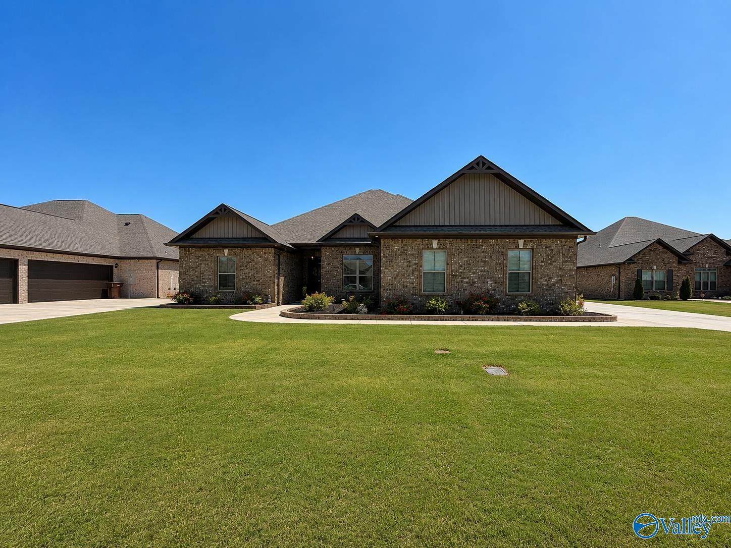 26422 Birkshire Lane — photo