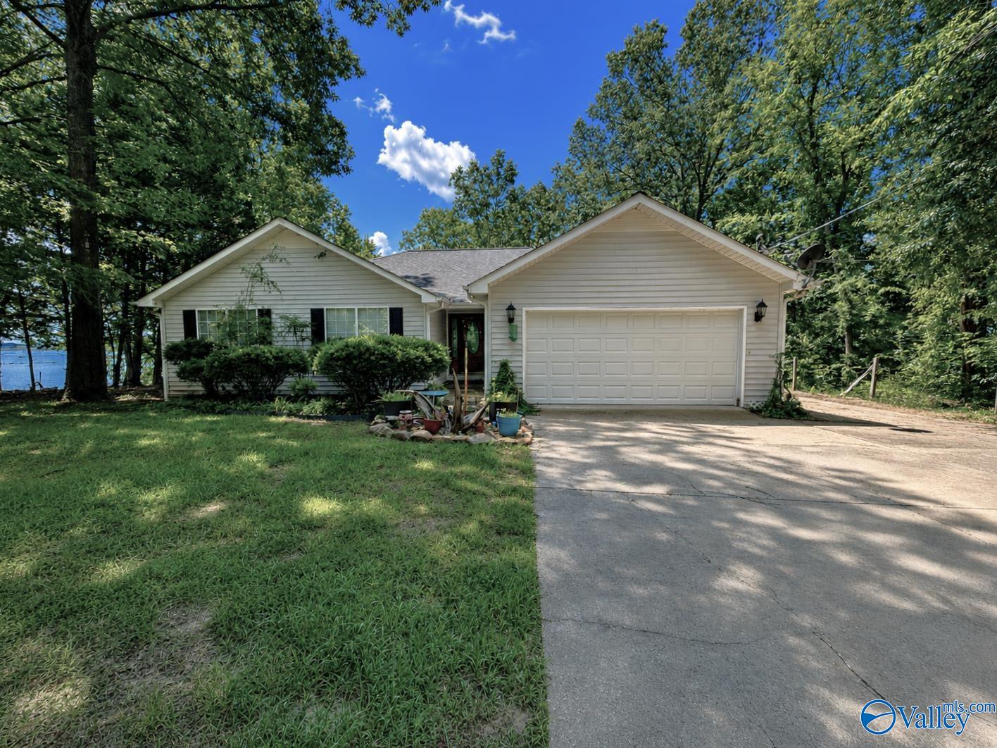 1835 County Road 131 — photo