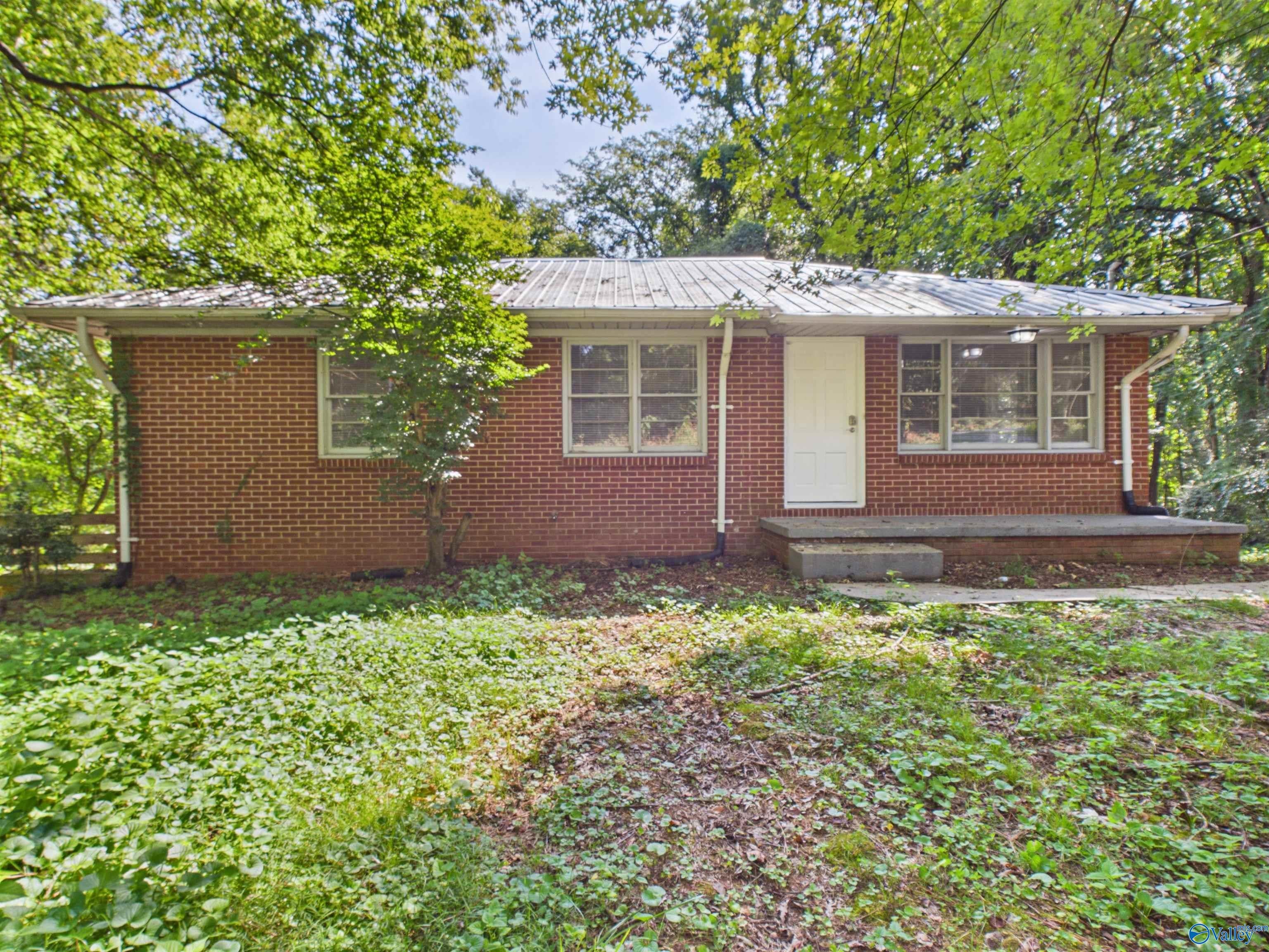 619 Slaughter Road — photo