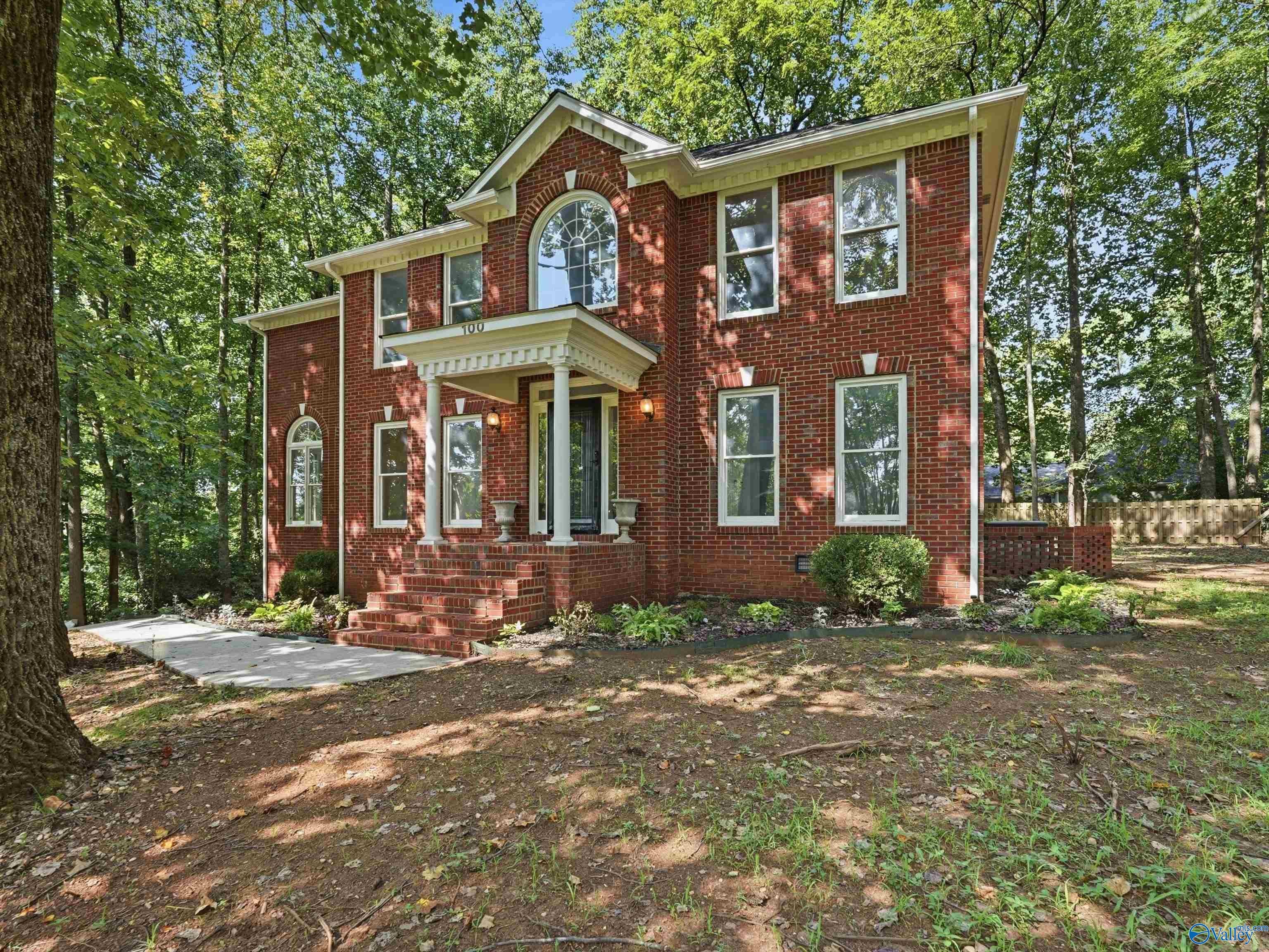 100 Gordy Drive — photo