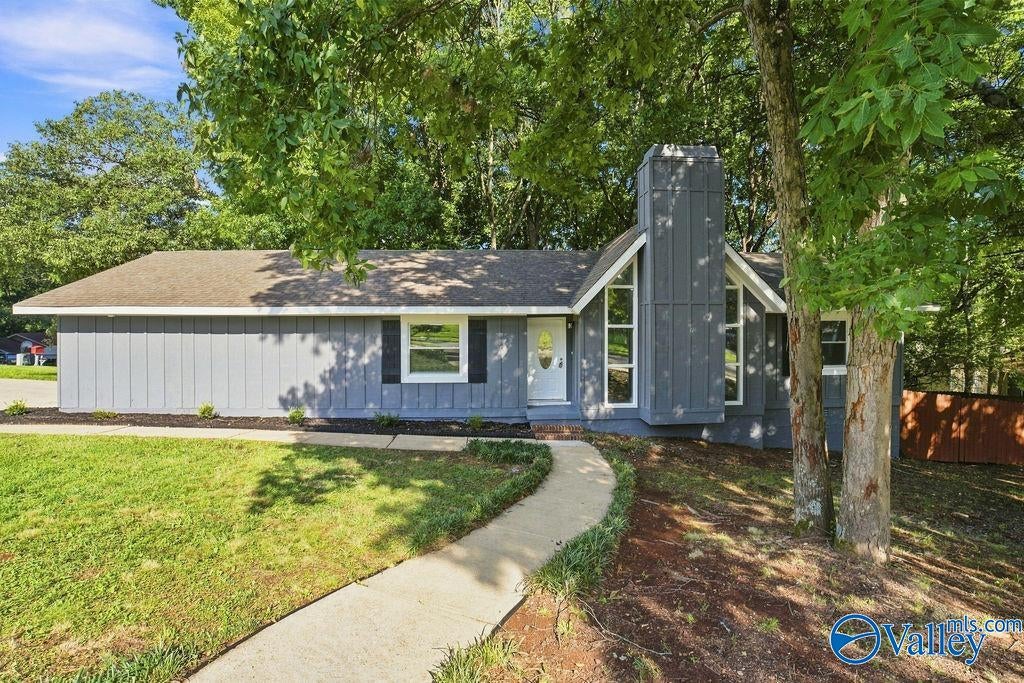1019 Branscomb Circle SE — photo