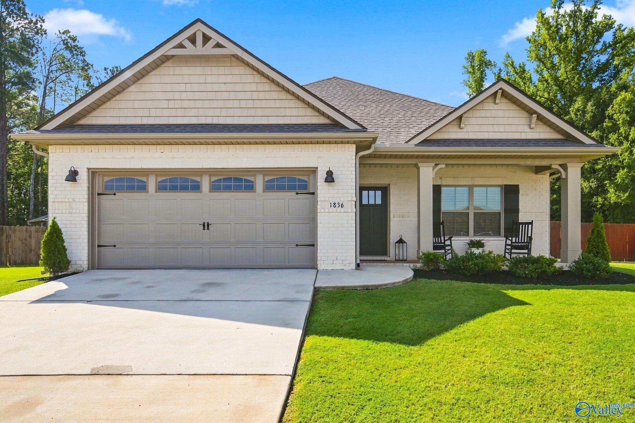 1836 SE Anise Circle — photo