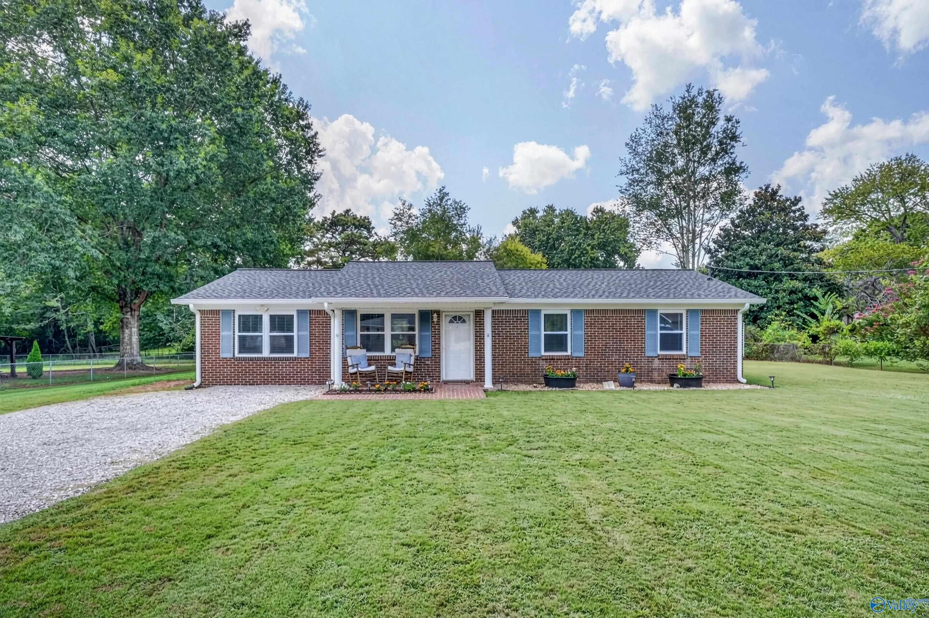 102 Cindy Drive — photo