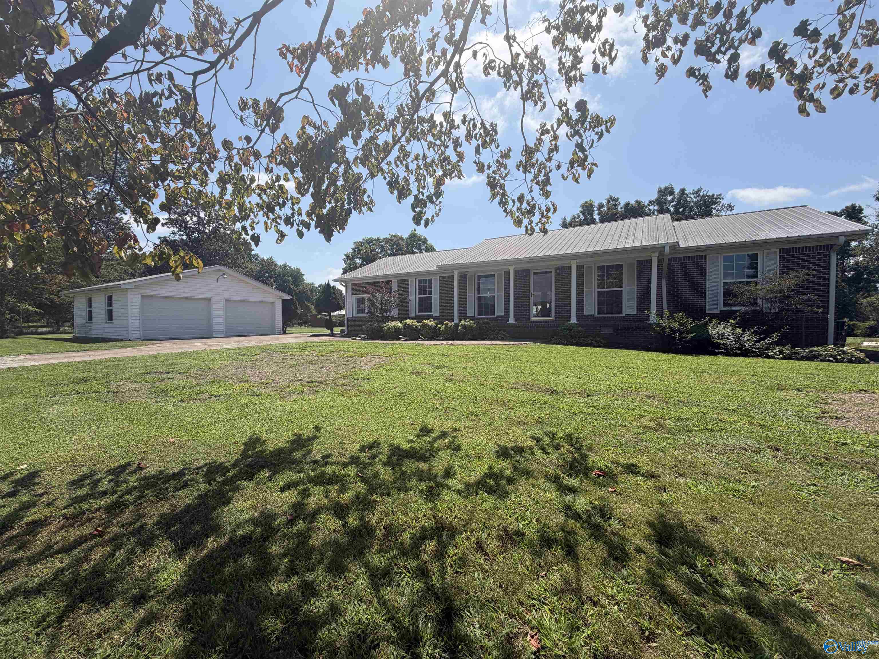 315 Circle Drive, Dutton, AL 35744 — photo 2