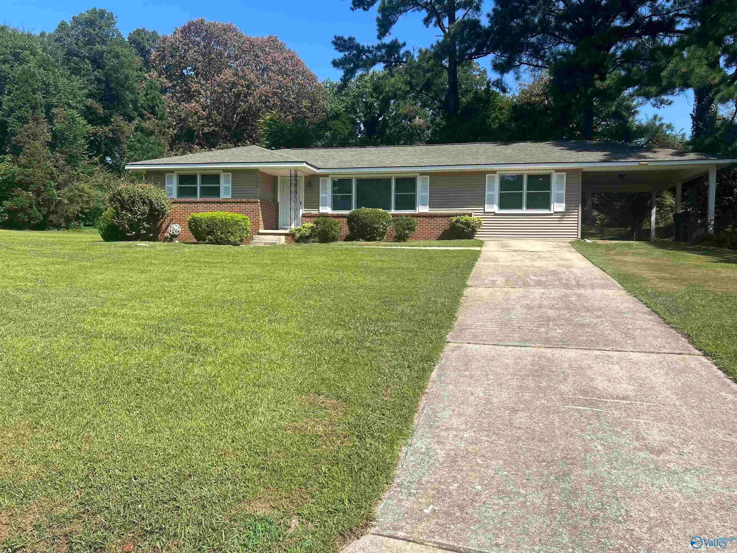 300 Stella Drive — photo