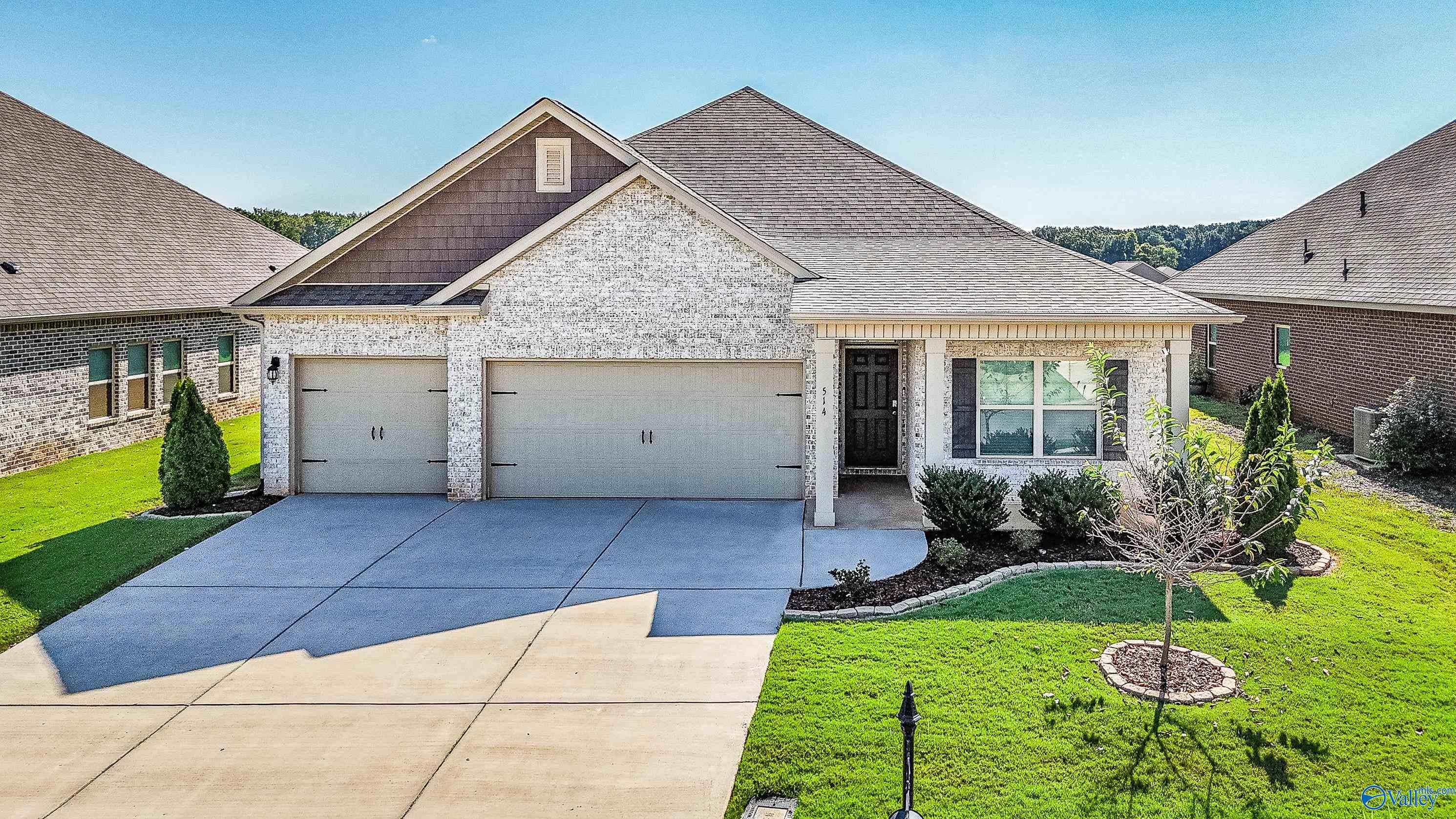 514 E River Landing Blvd — photo