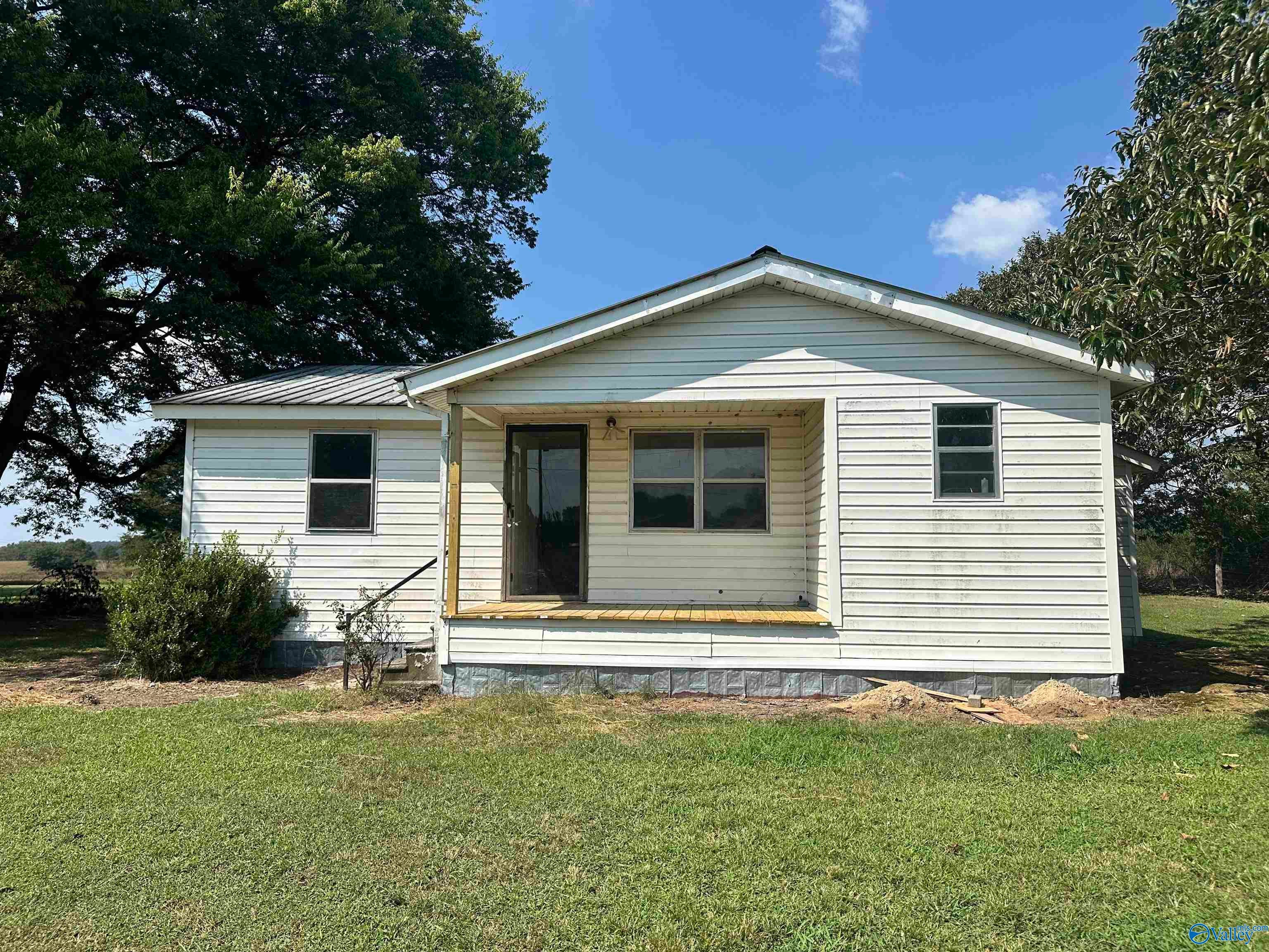 6198 County Road 76 — photo