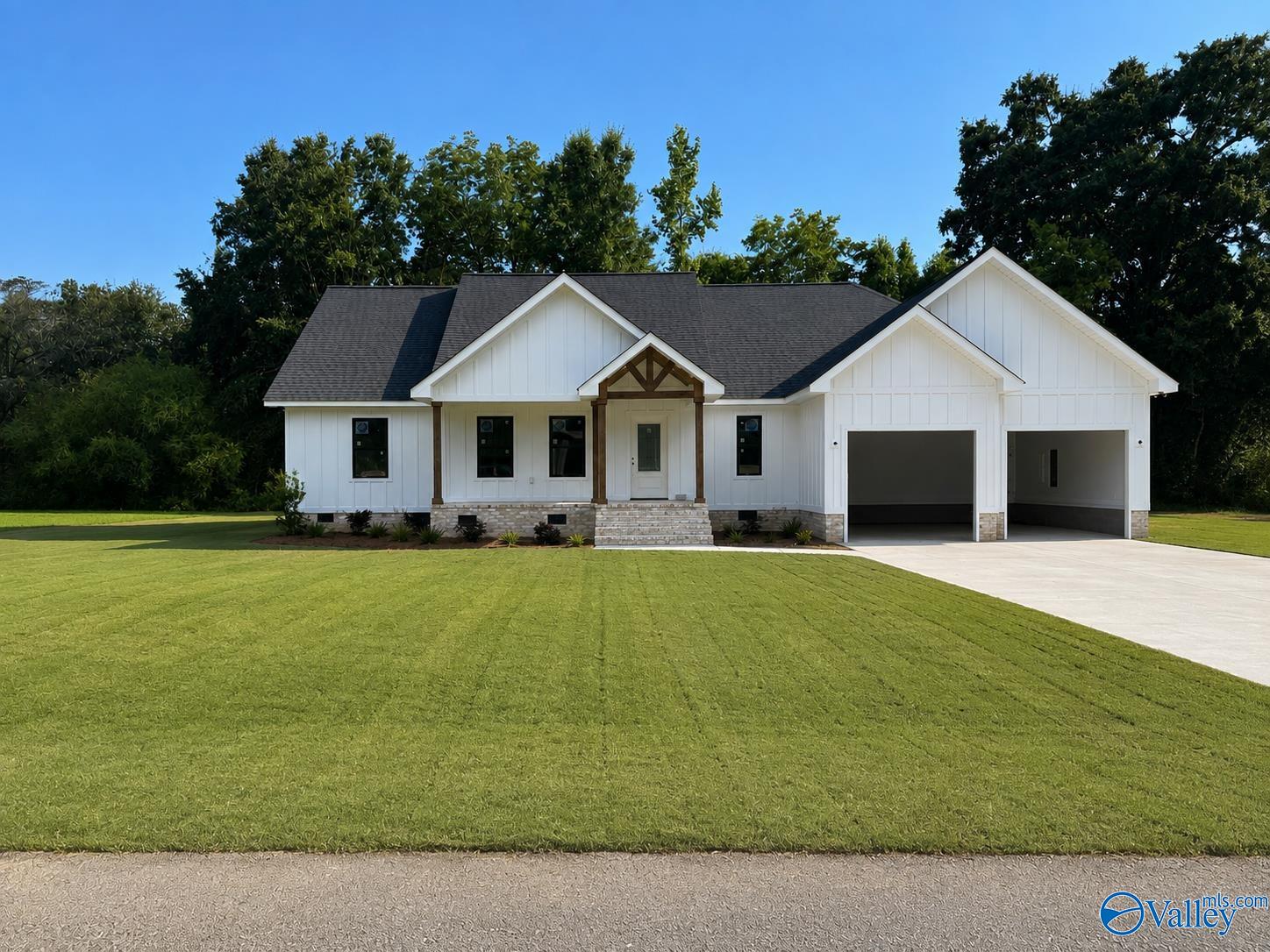 160 Bent River Drive — photo