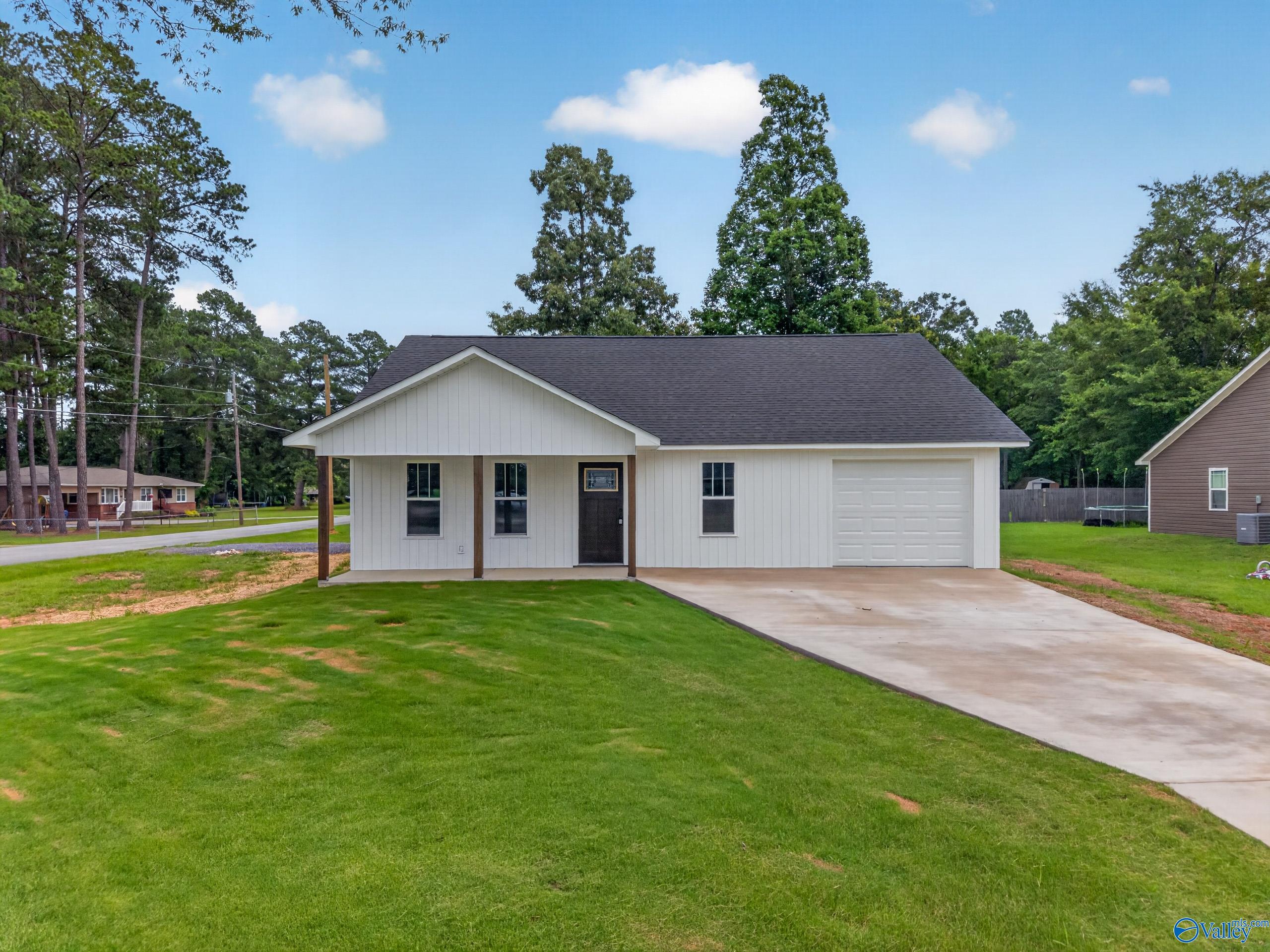 3527 Alford Bend Road — photo