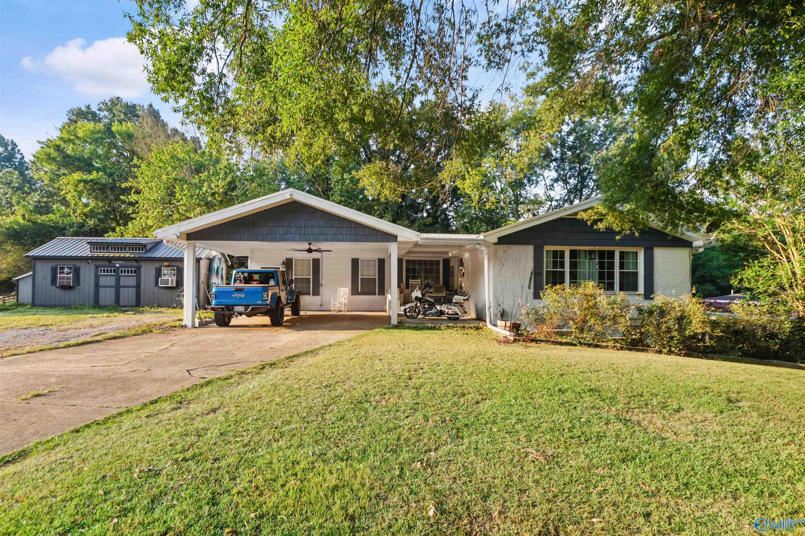 105 Hartwood Drive — photo