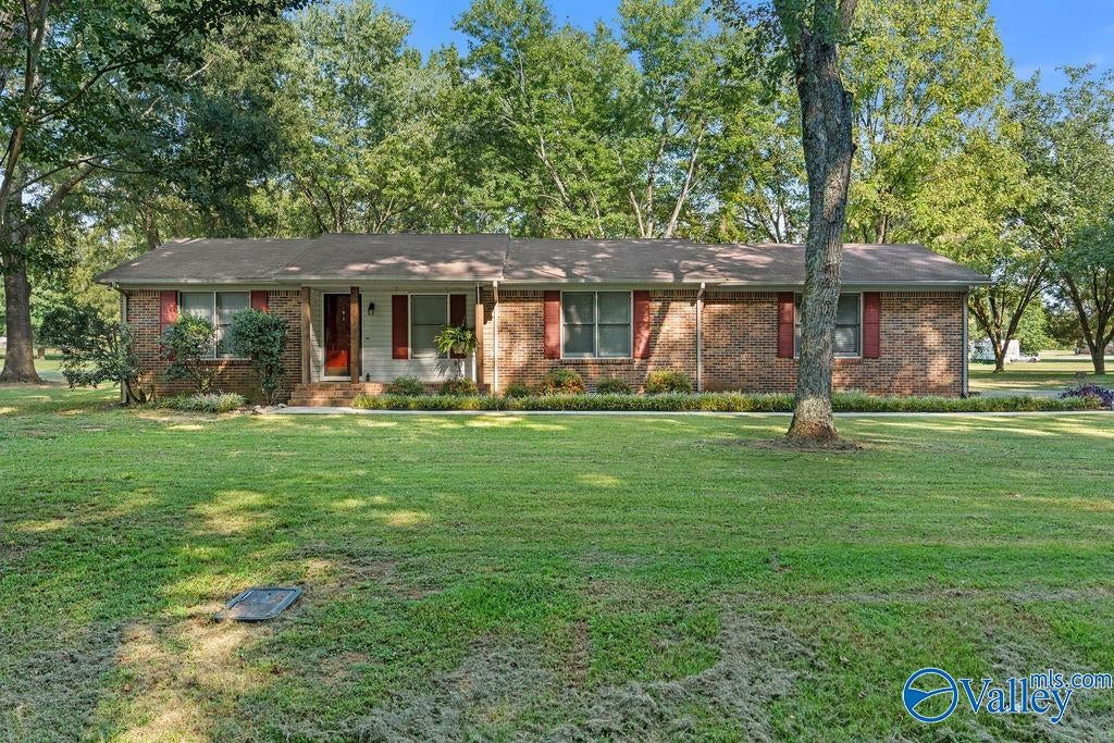 151 Greenfield Road — photo