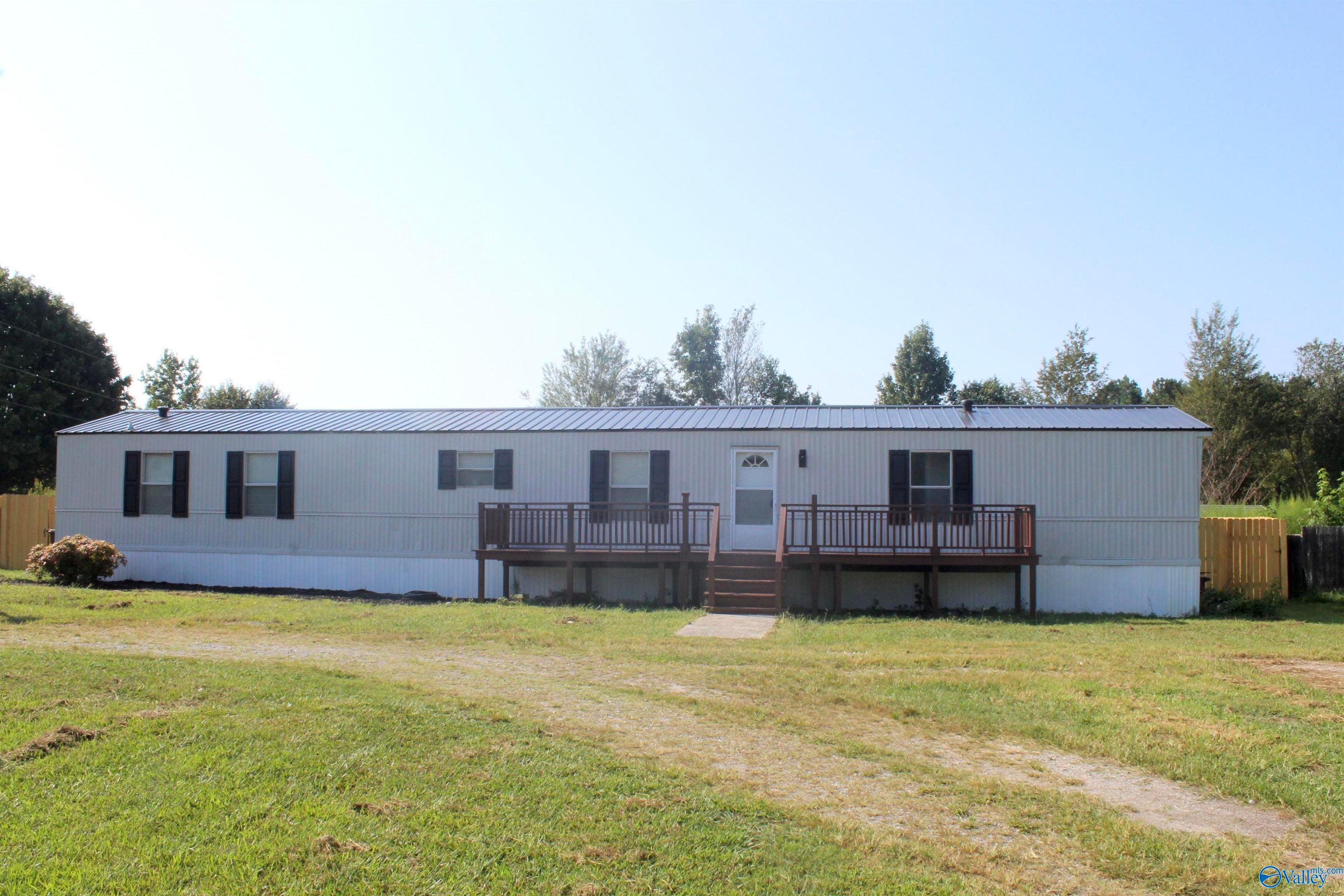 24104 Bain Road — photo