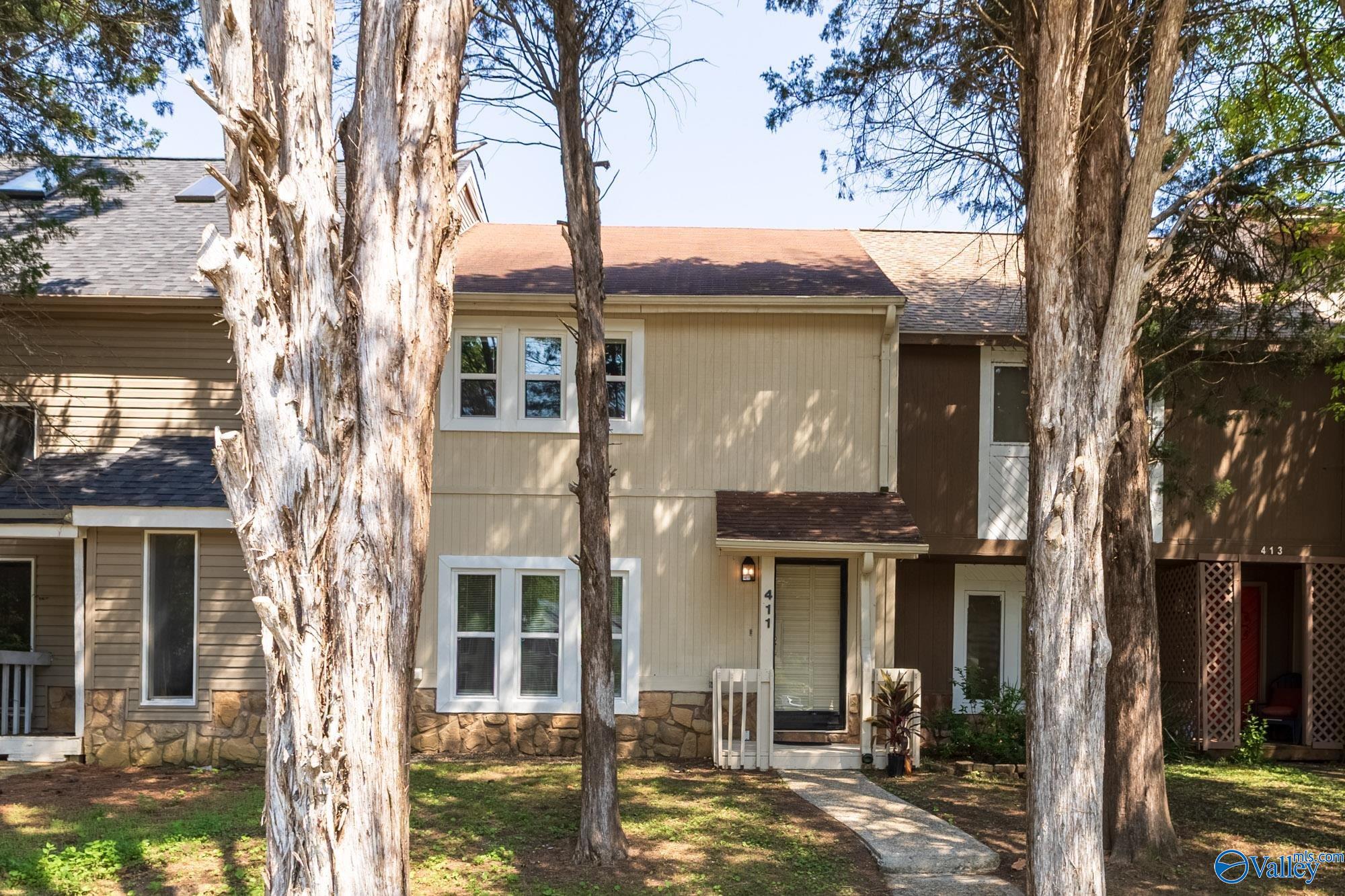 411 Hobbs Road SE — photo