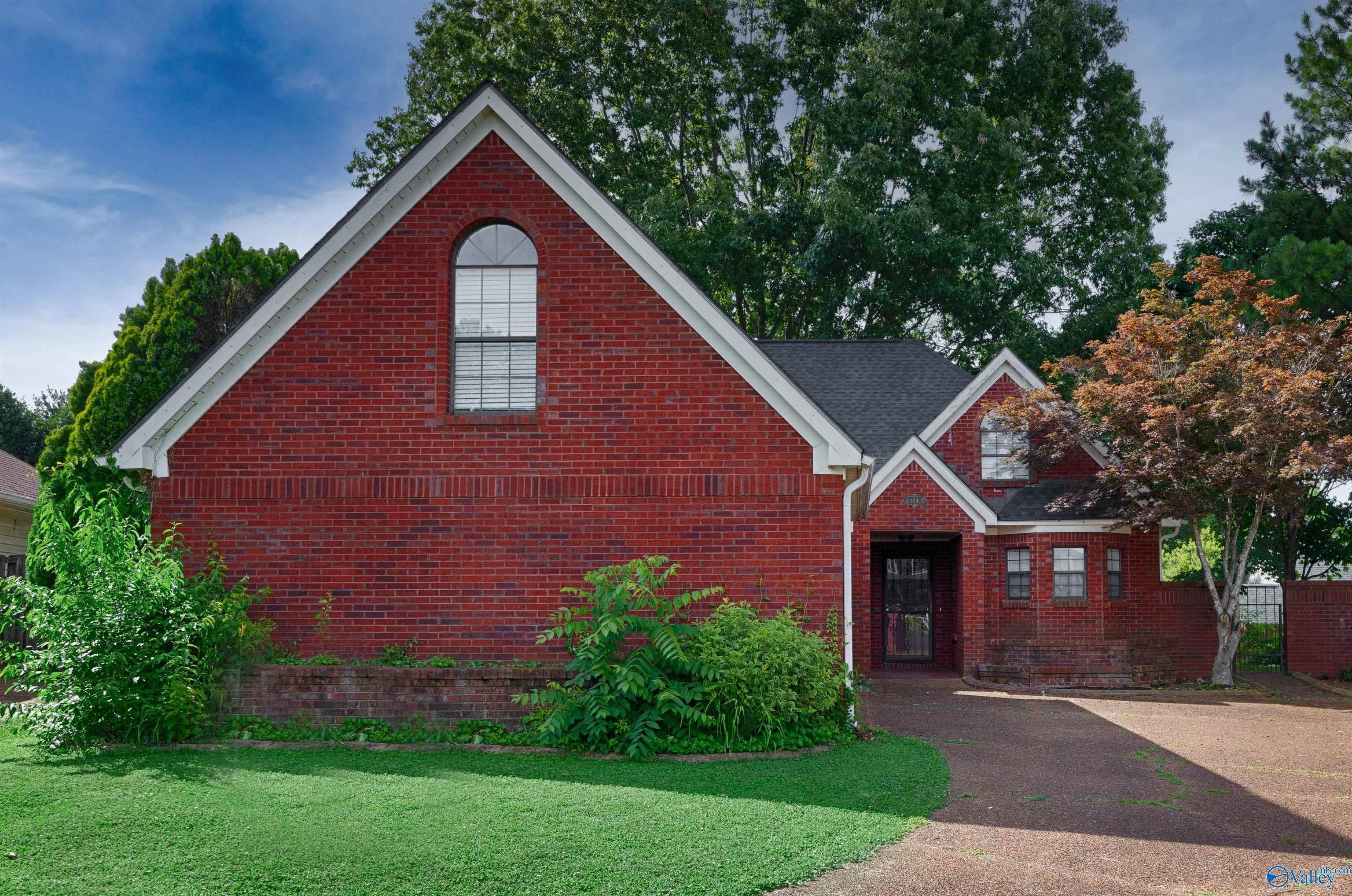 104 Sunset Circle — photo
