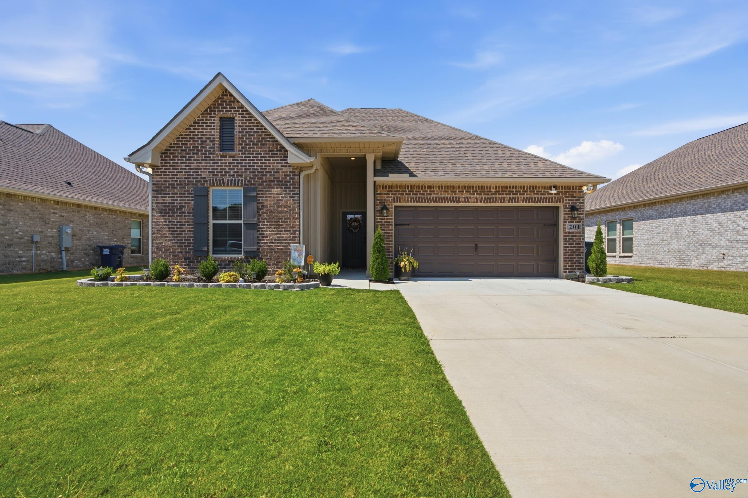 204 James River Drive — photo