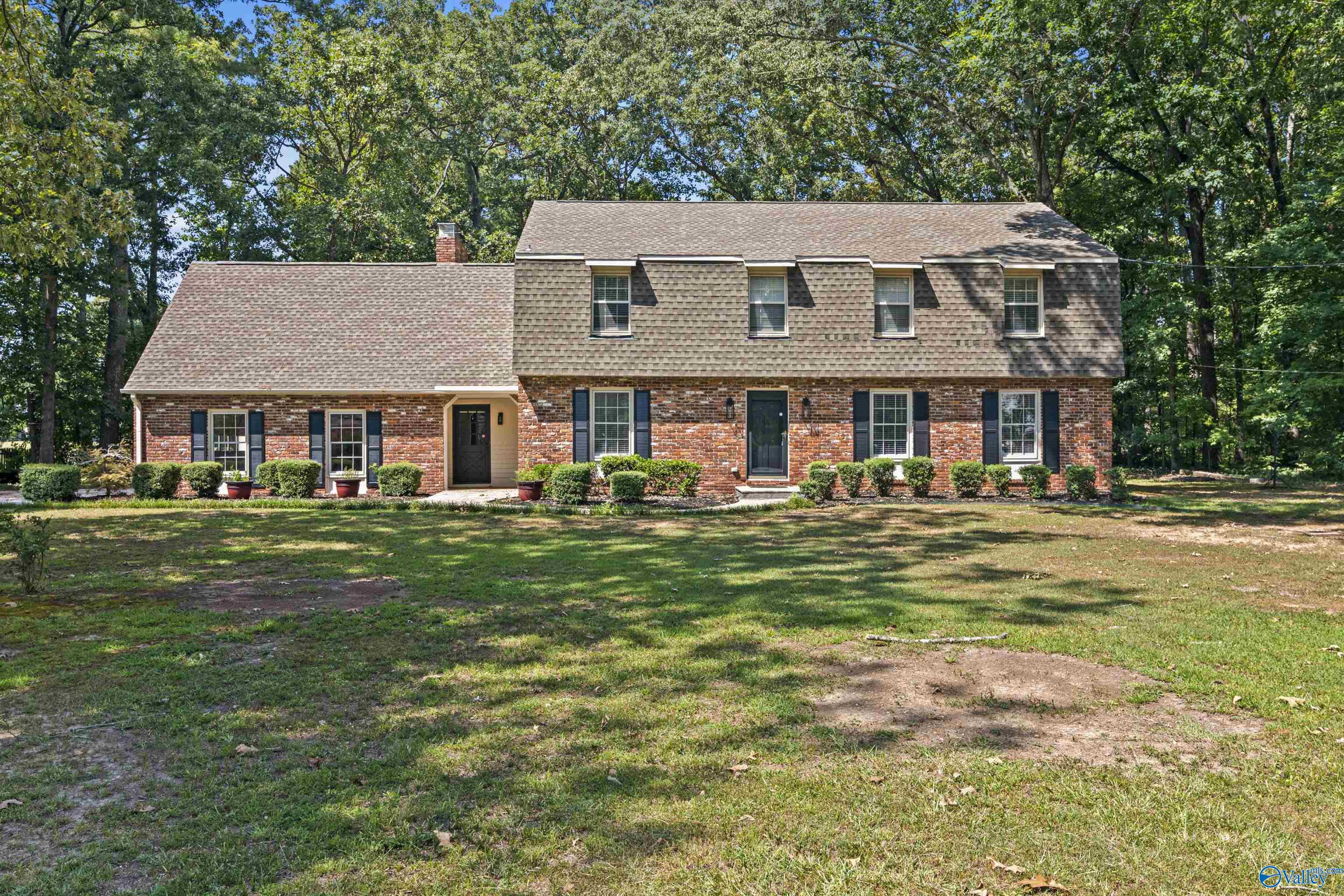 2404 Burningtree Drive SE, Decatur, AL 35603 — photo 2
